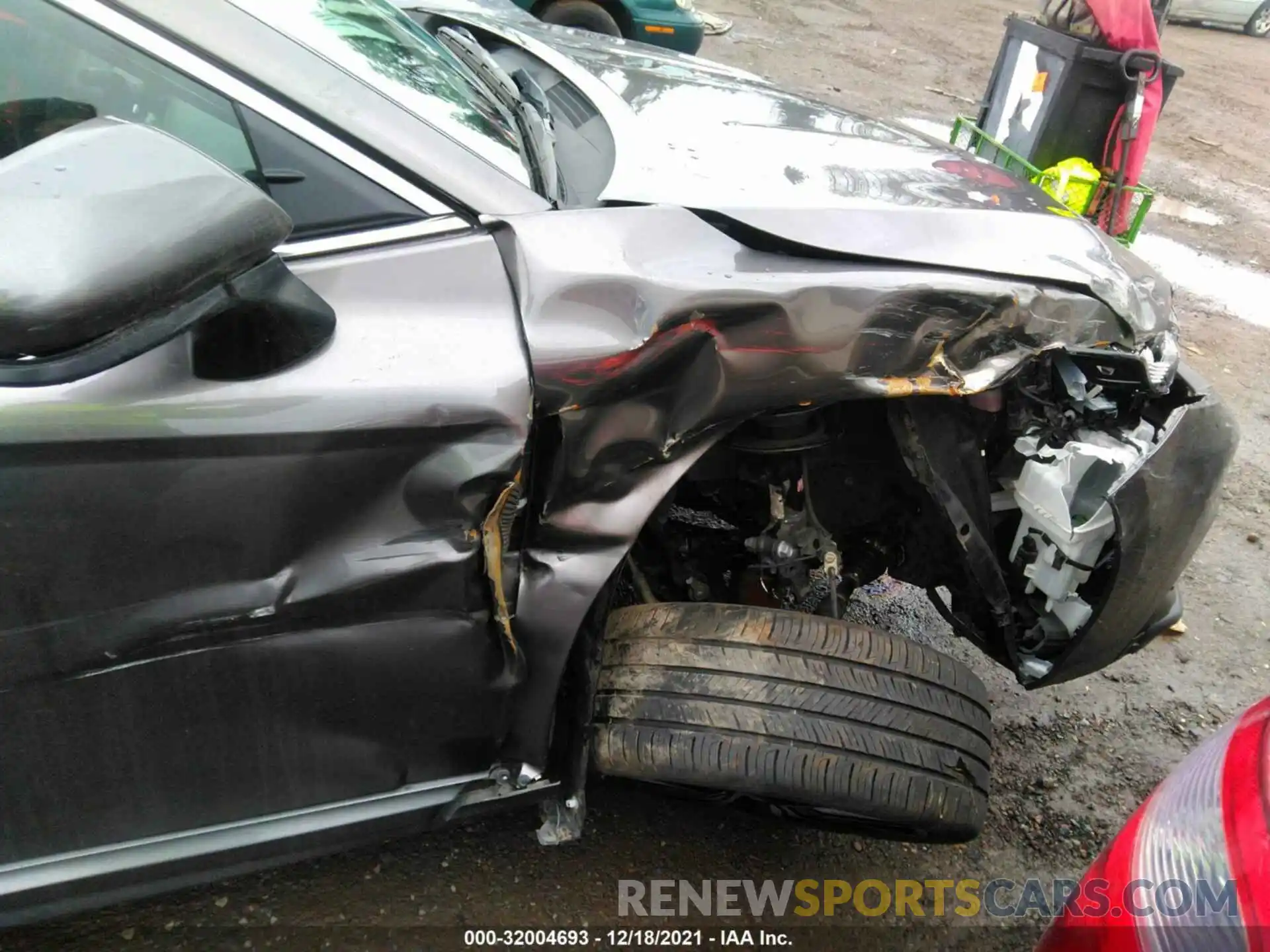 6 Photograph of a damaged car 4T1G11AK9MU453397 TOYOTA CAMRY 2021