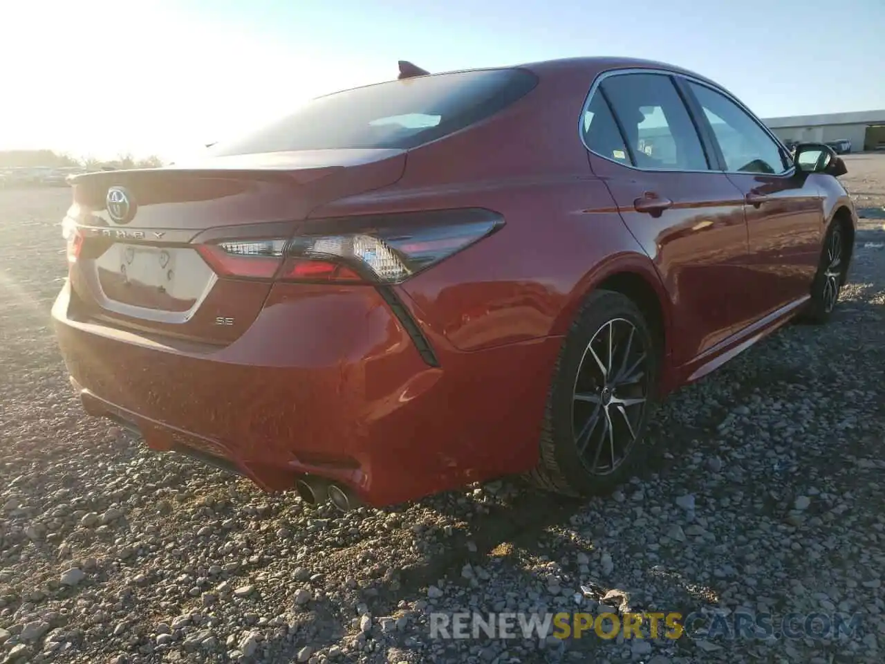 4 Photograph of a damaged car 4T1G11AK9MU454775 TOYOTA CAMRY 2021