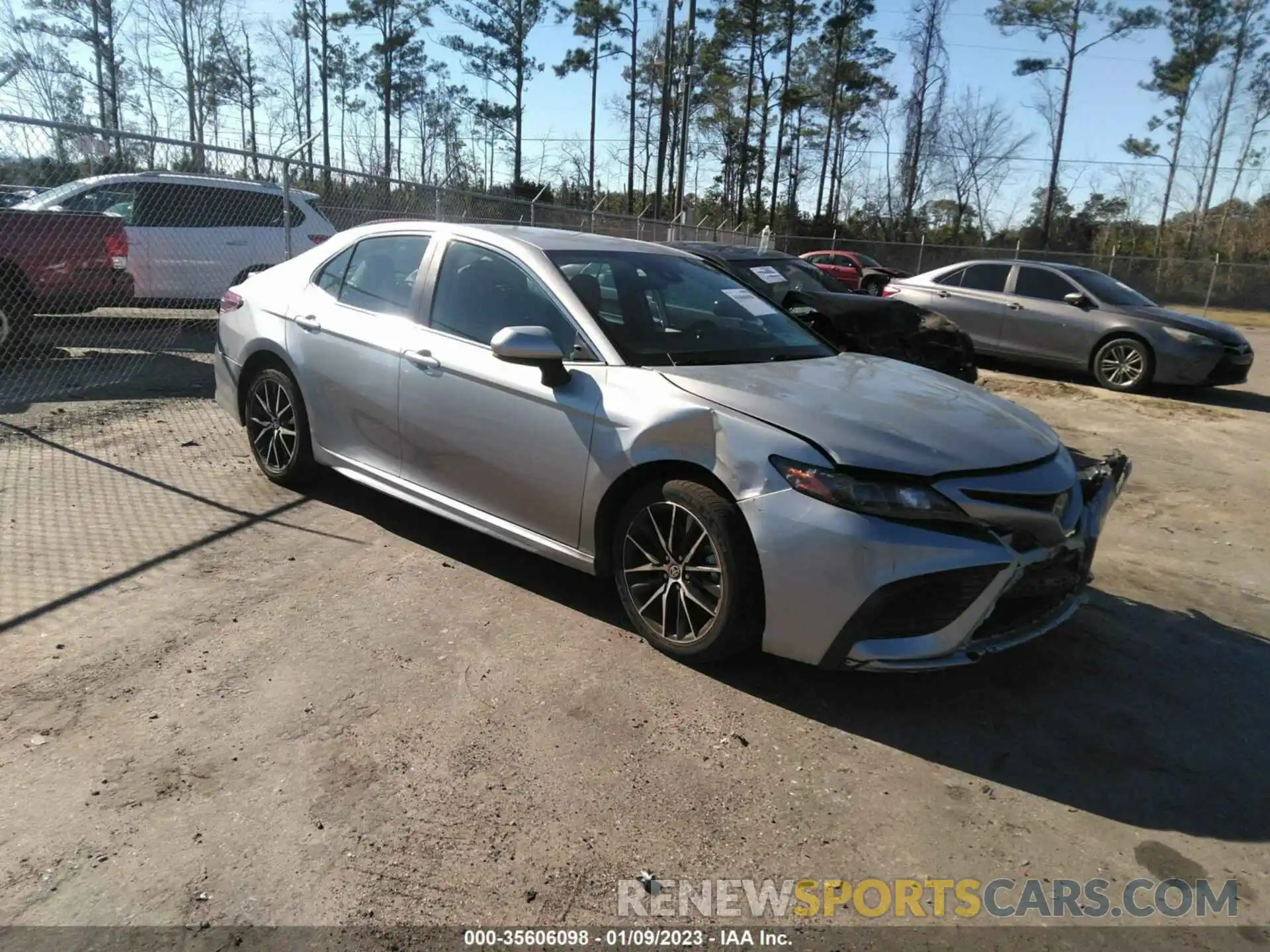 1 Photograph of a damaged car 4T1G11AK9MU455943 TOYOTA CAMRY 2021