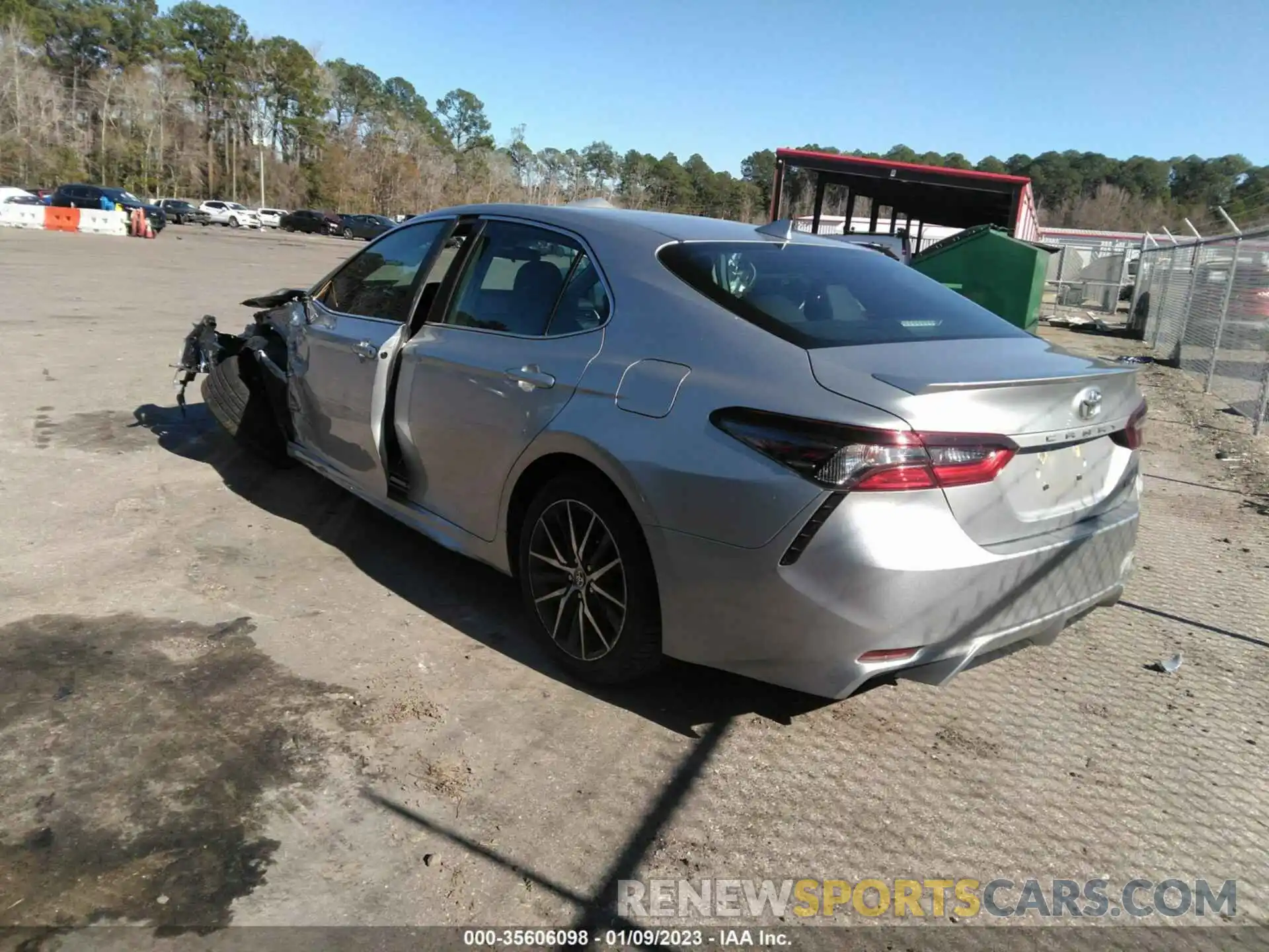 3 Photograph of a damaged car 4T1G11AK9MU455943 TOYOTA CAMRY 2021