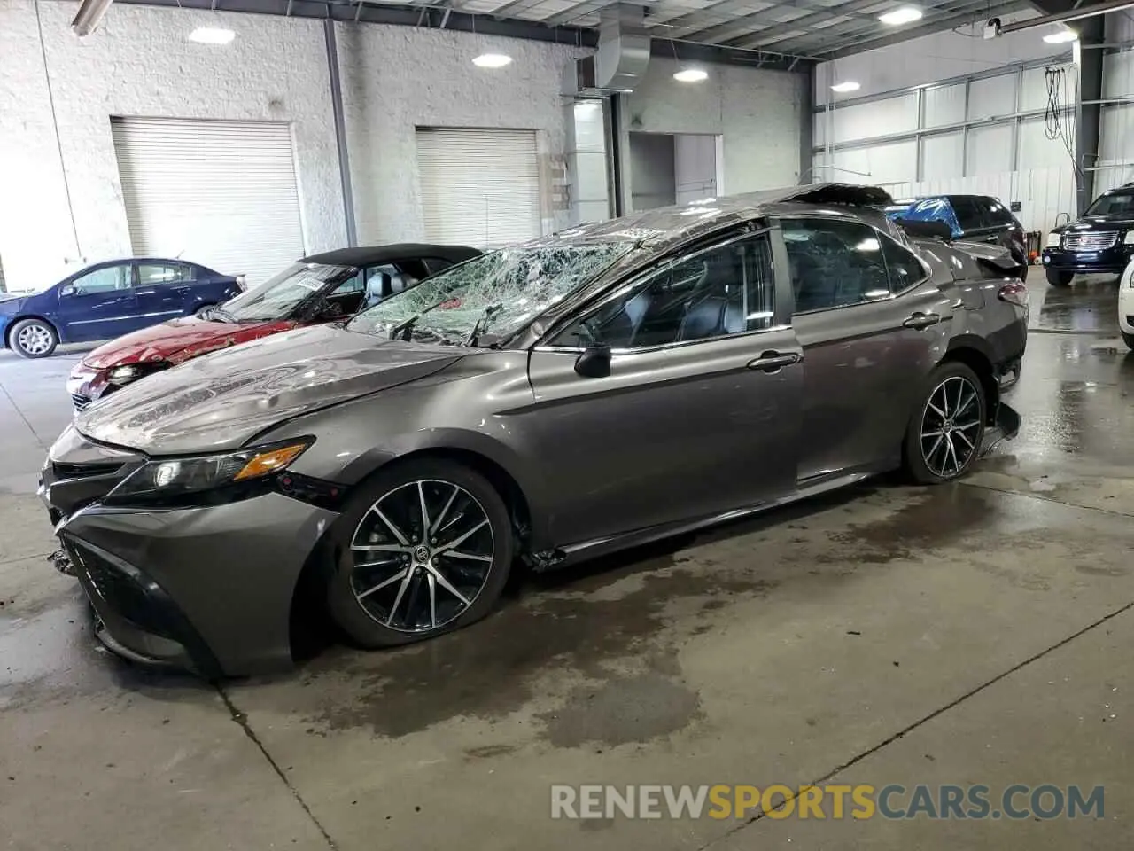 1 Photograph of a damaged car 4T1G11AK9MU457403 TOYOTA CAMRY 2021