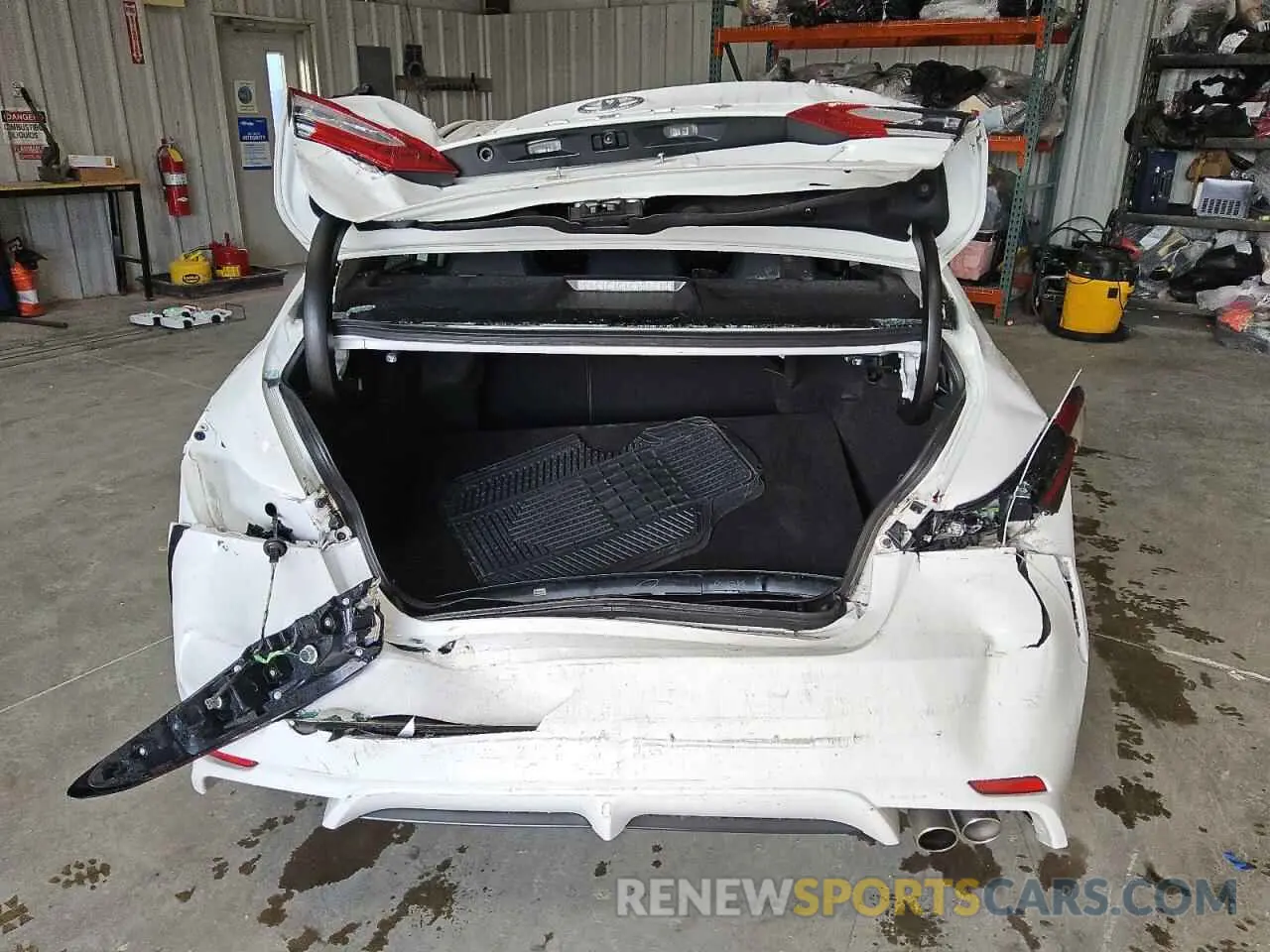 6 Photograph of a damaged car 4T1G11AK9MU467512 TOYOTA CAMRY 2021