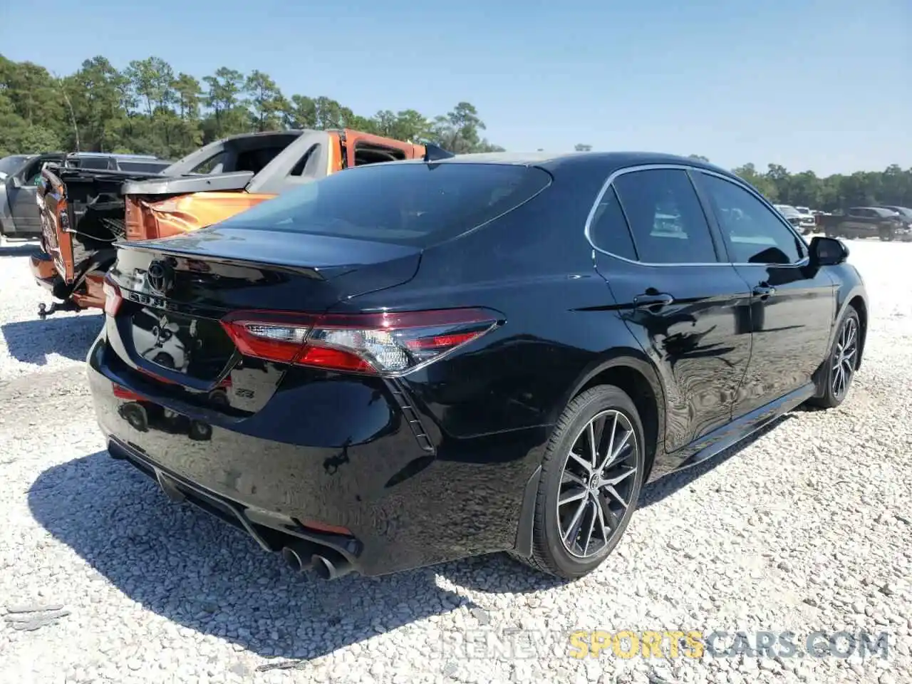 4 Photograph of a damaged car 4T1G11AK9MU489879 TOYOTA CAMRY 2021