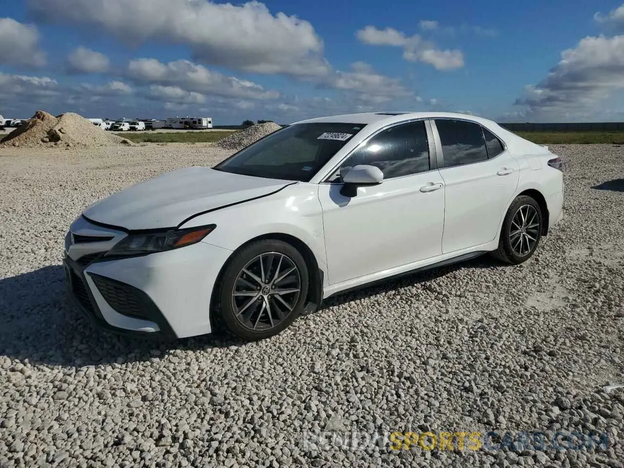 1 Photograph of a damaged car 4T1G11AK9MU491633 TOYOTA CAMRY 2021