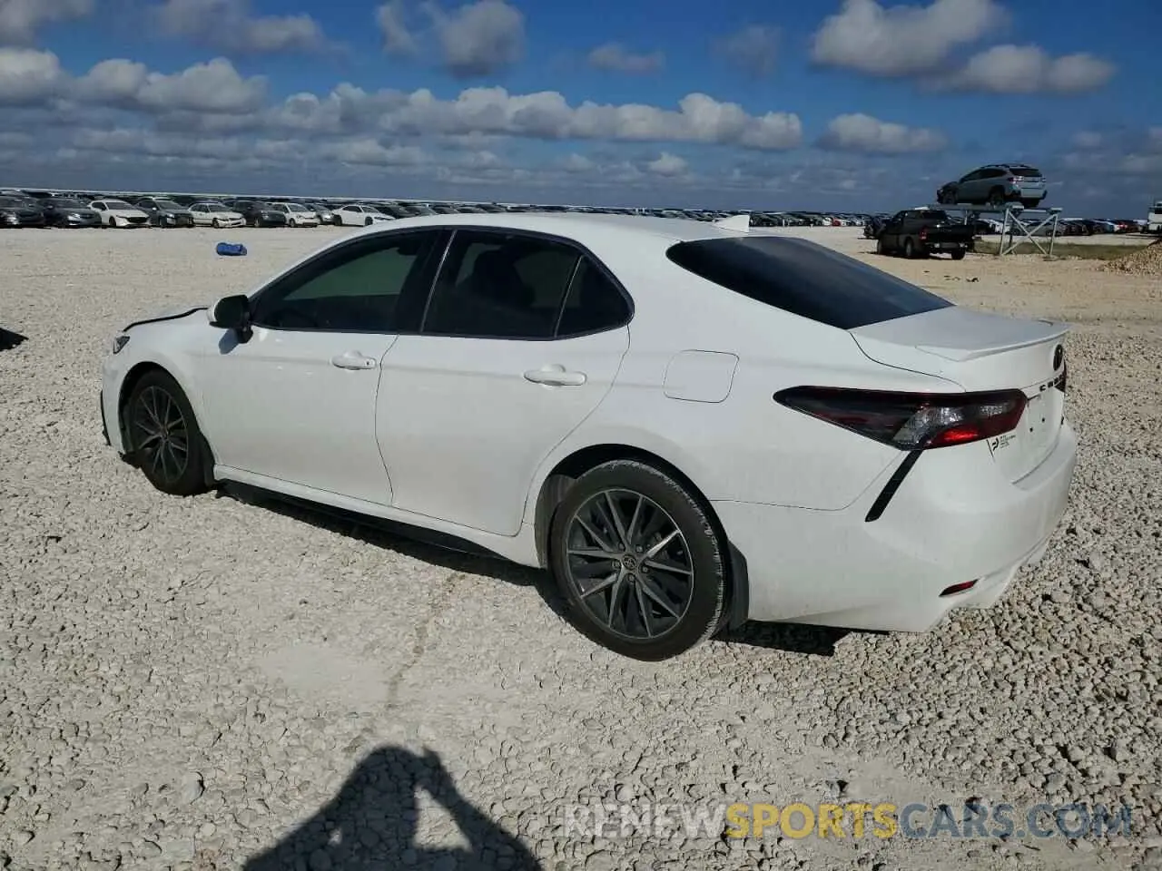 2 Photograph of a damaged car 4T1G11AK9MU491633 TOYOTA CAMRY 2021