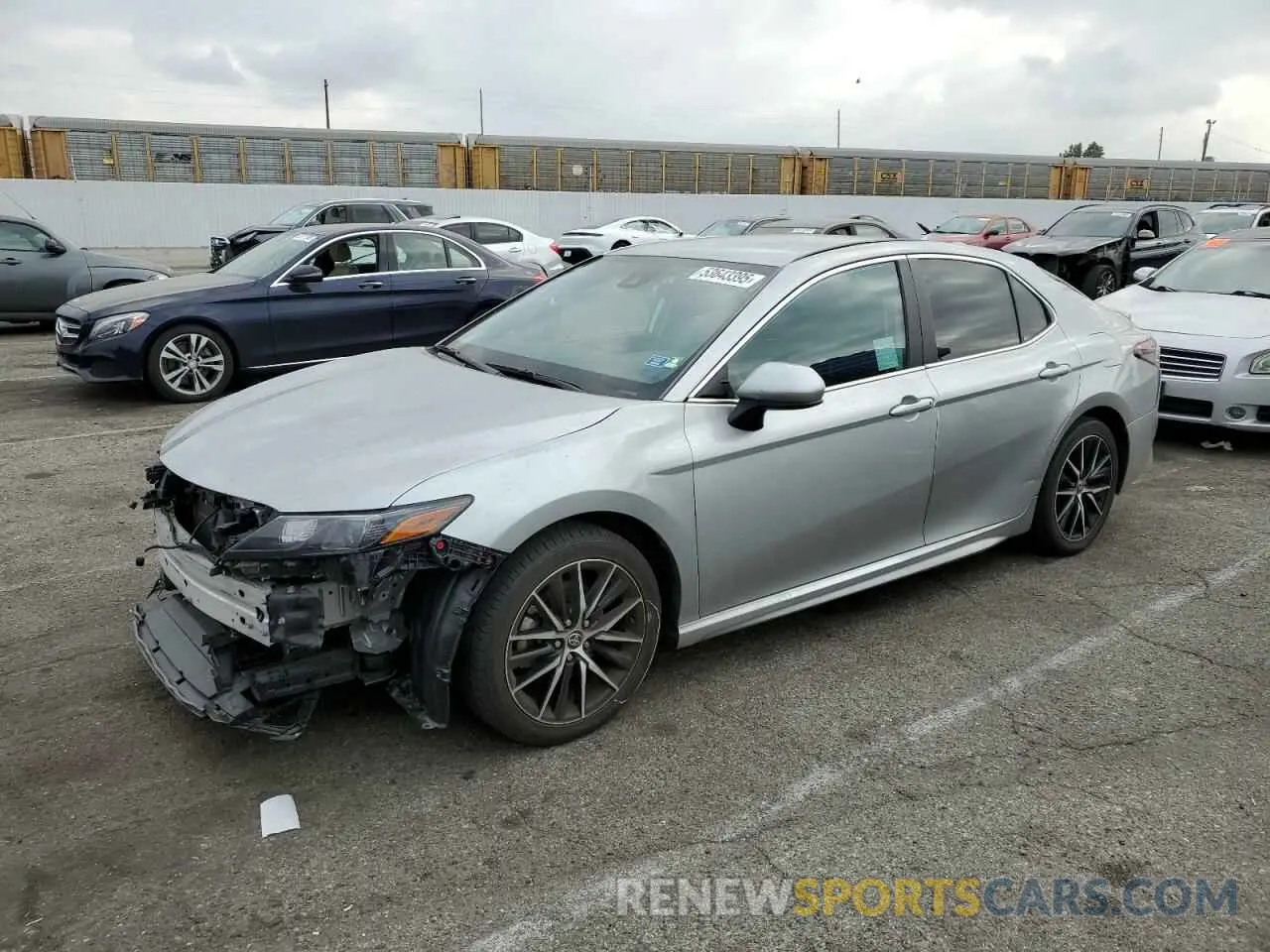1 Photograph of a damaged car 4T1G11AK9MU515767 TOYOTA CAMRY 2021