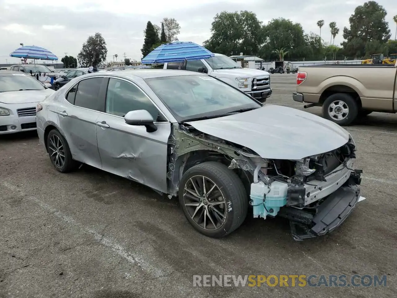 4 Photograph of a damaged car 4T1G11AK9MU515767 TOYOTA CAMRY 2021