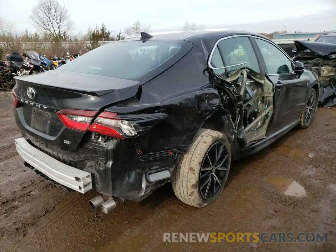 9 Photograph of a damaged car 4T1G11AK9MU521617 TOYOTA CAMRY 2021