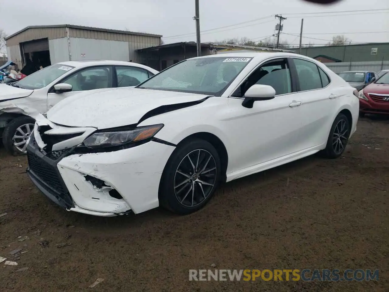 1 Photograph of a damaged car 4T1G11AK9MU536411 TOYOTA CAMRY 2021