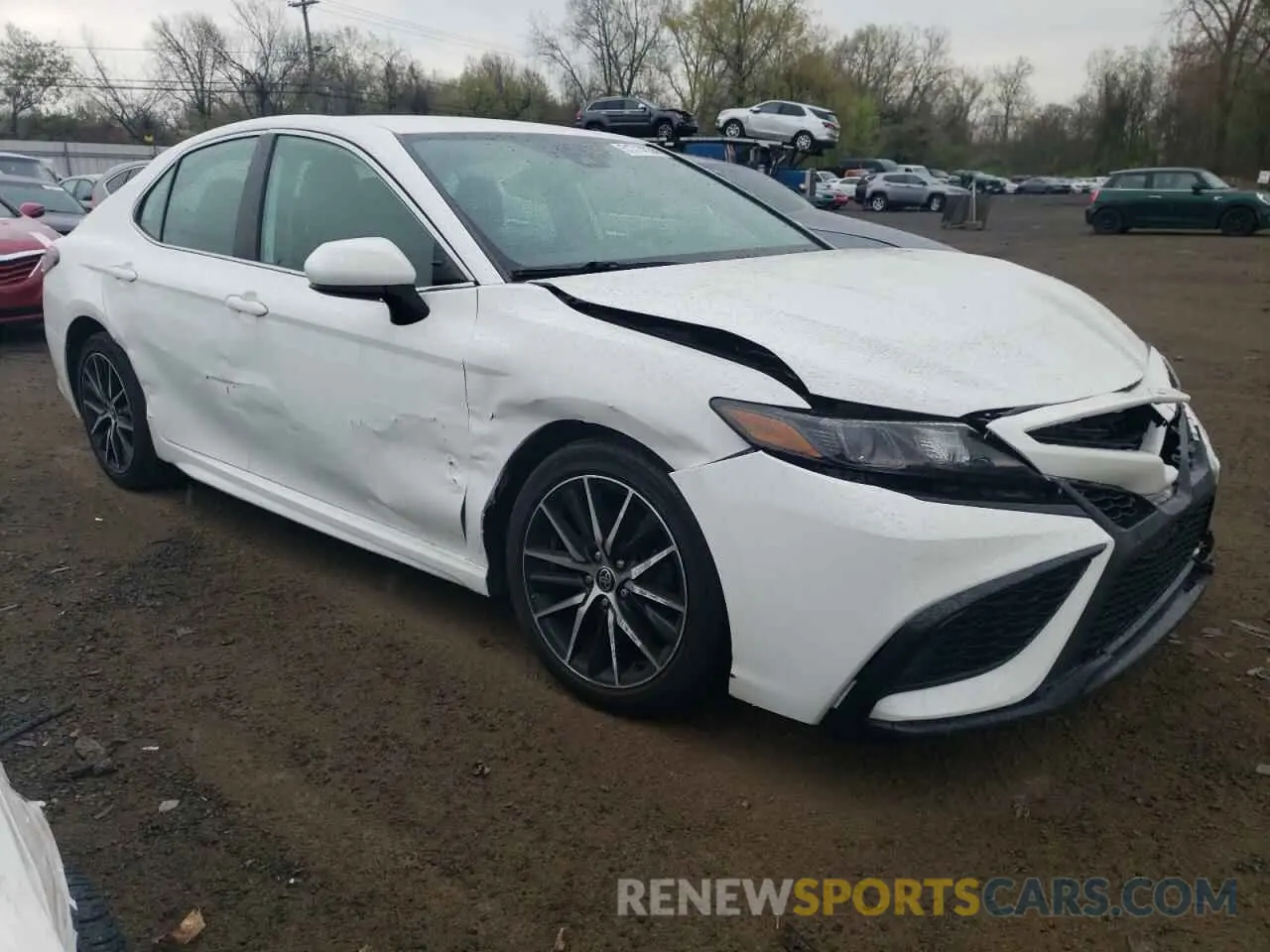 4 Photograph of a damaged car 4T1G11AK9MU536411 TOYOTA CAMRY 2021