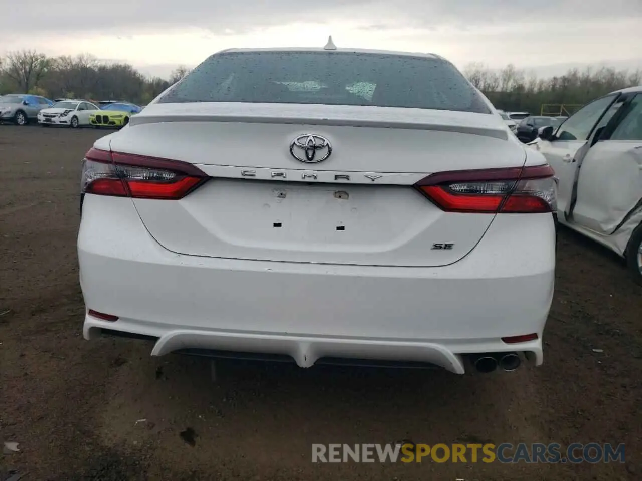 6 Photograph of a damaged car 4T1G11AK9MU536411 TOYOTA CAMRY 2021