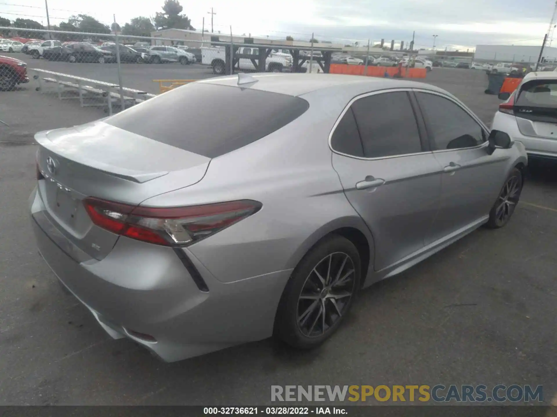 4 Photograph of a damaged car 4T1G11AK9MU537025 TOYOTA CAMRY 2021