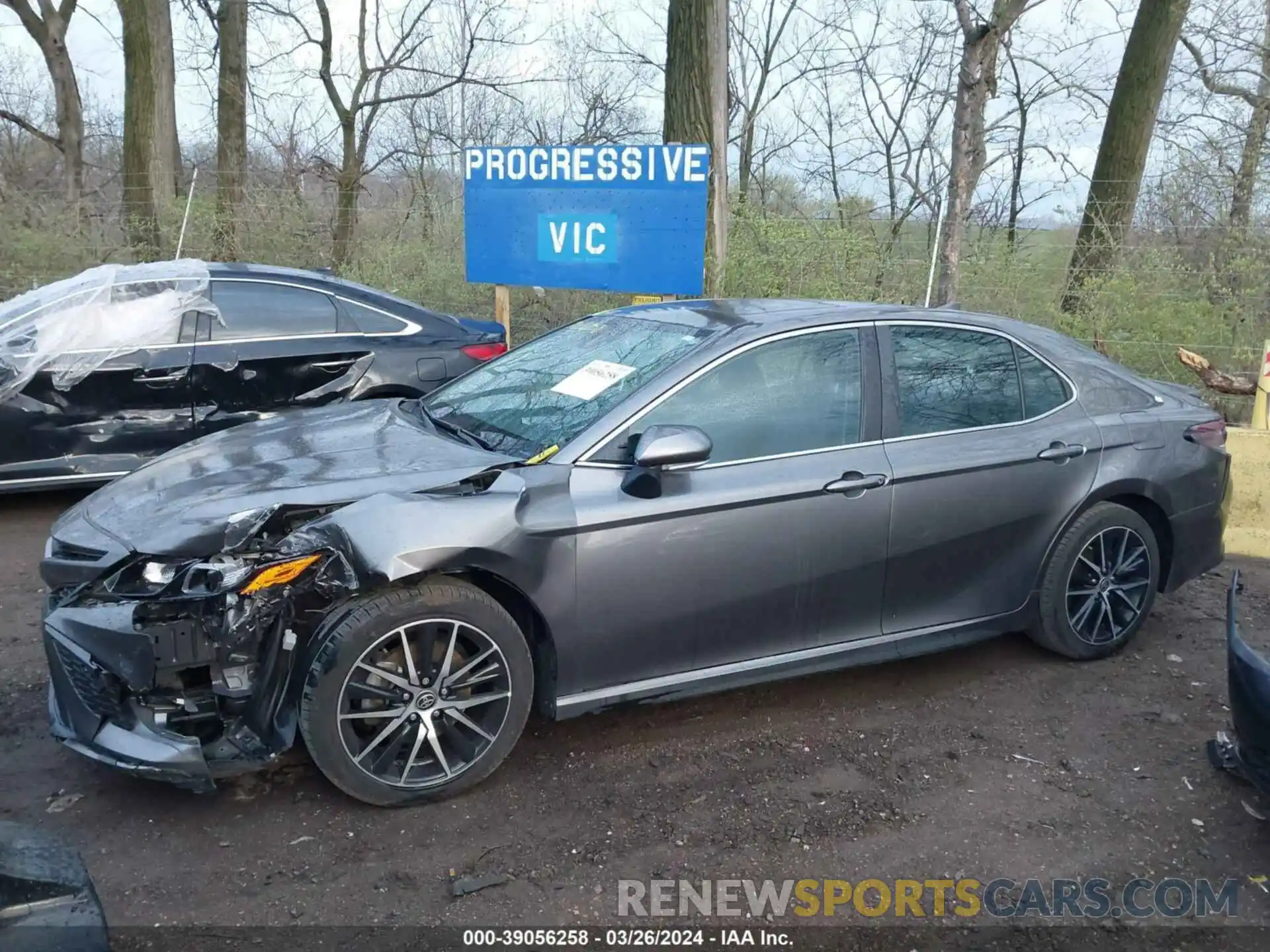 15 Photograph of a damaged car 4T1G11AK9MU537901 TOYOTA CAMRY 2021