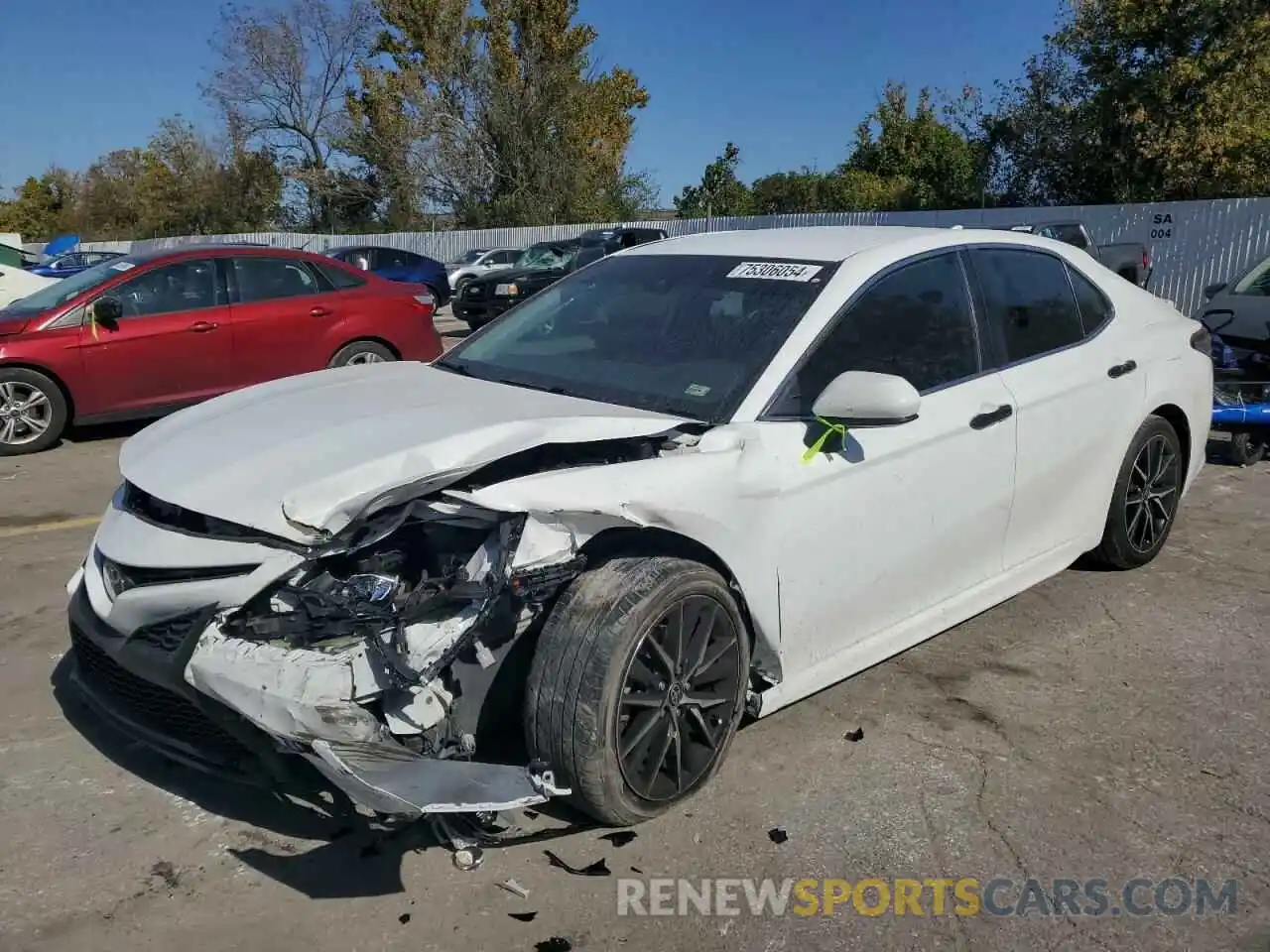 1 Photograph of a damaged car 4T1G11AK9MU542712 TOYOTA CAMRY 2021