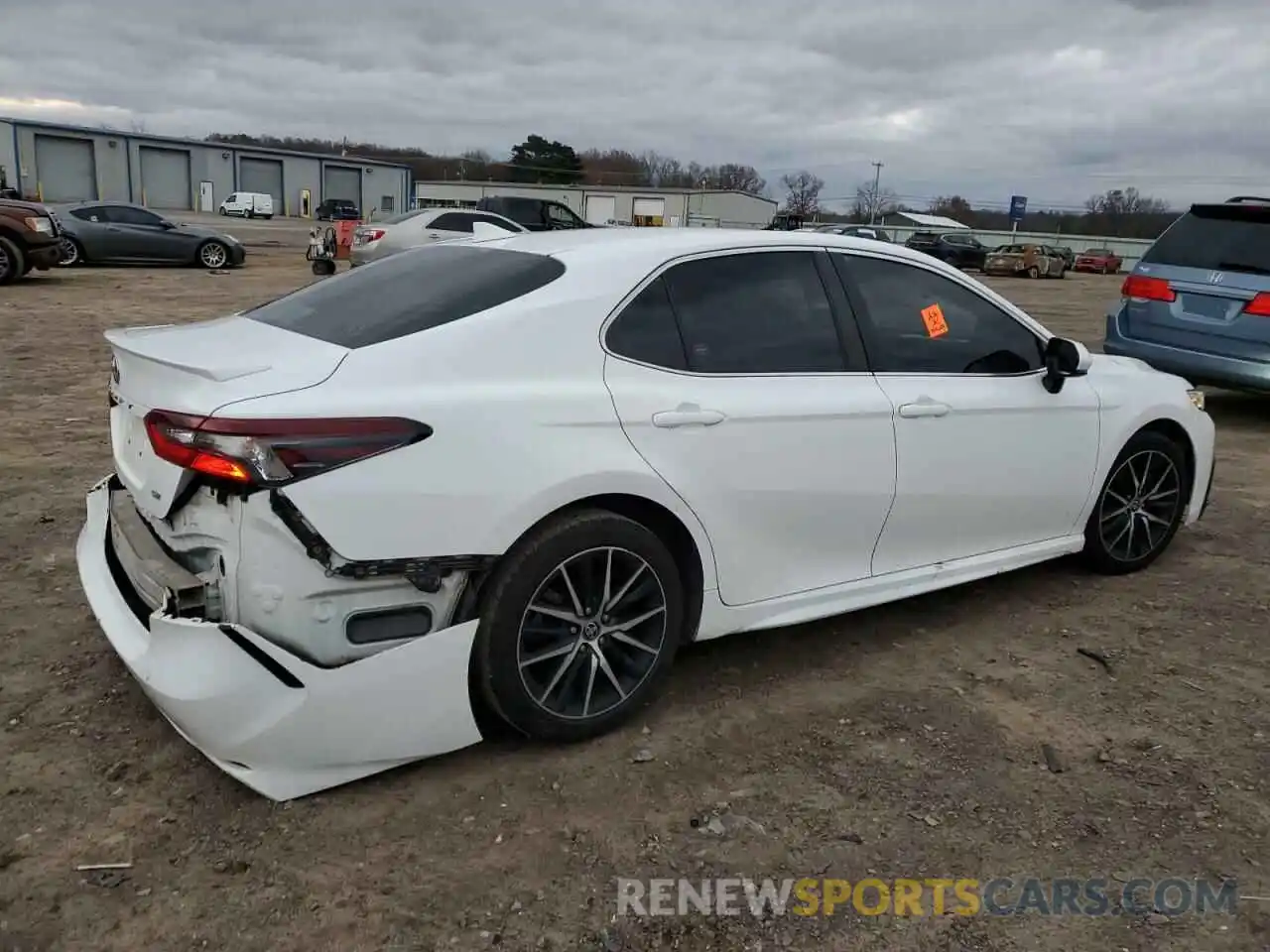 3 Photograph of a damaged car 4T1G11AK9MU548381 TOYOTA CAMRY 2021