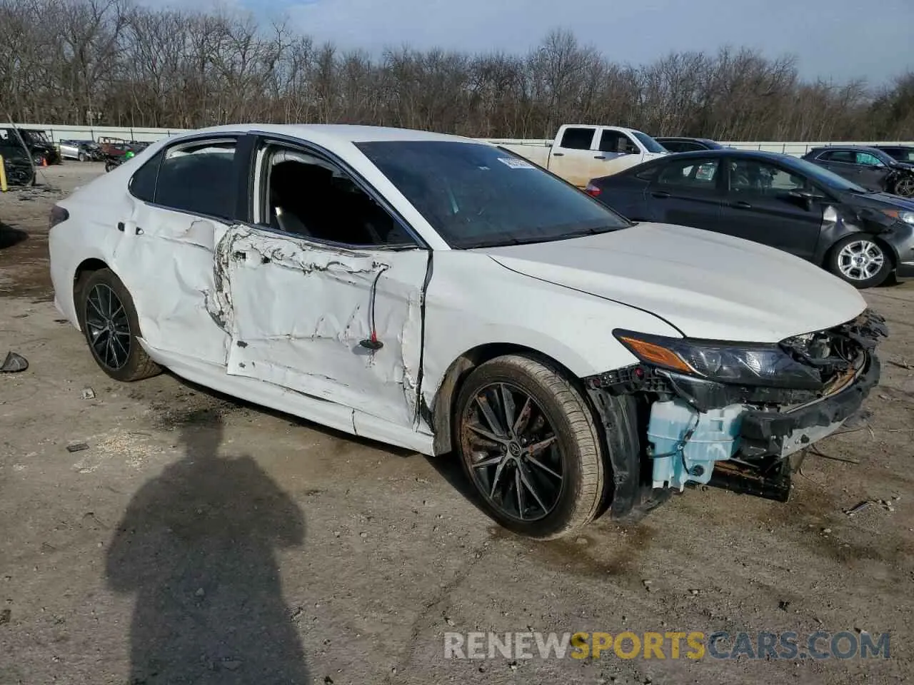 4 Photograph of a damaged car 4T1G11AK9MU558215 TOYOTA CAMRY 2021