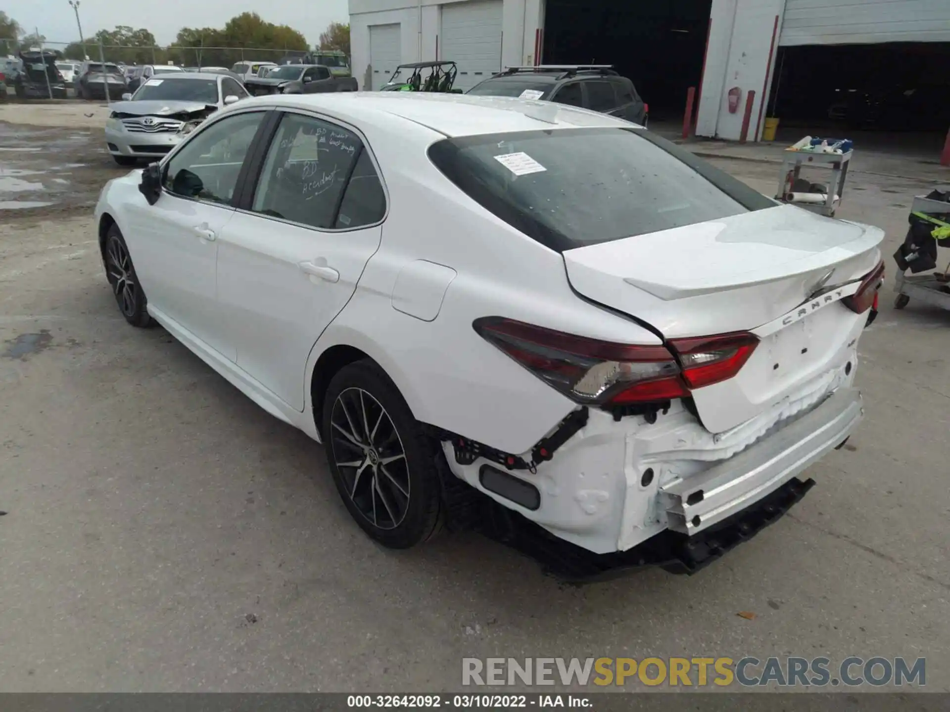 3 Photograph of a damaged car 4T1G11AK9MU563351 TOYOTA CAMRY 2021