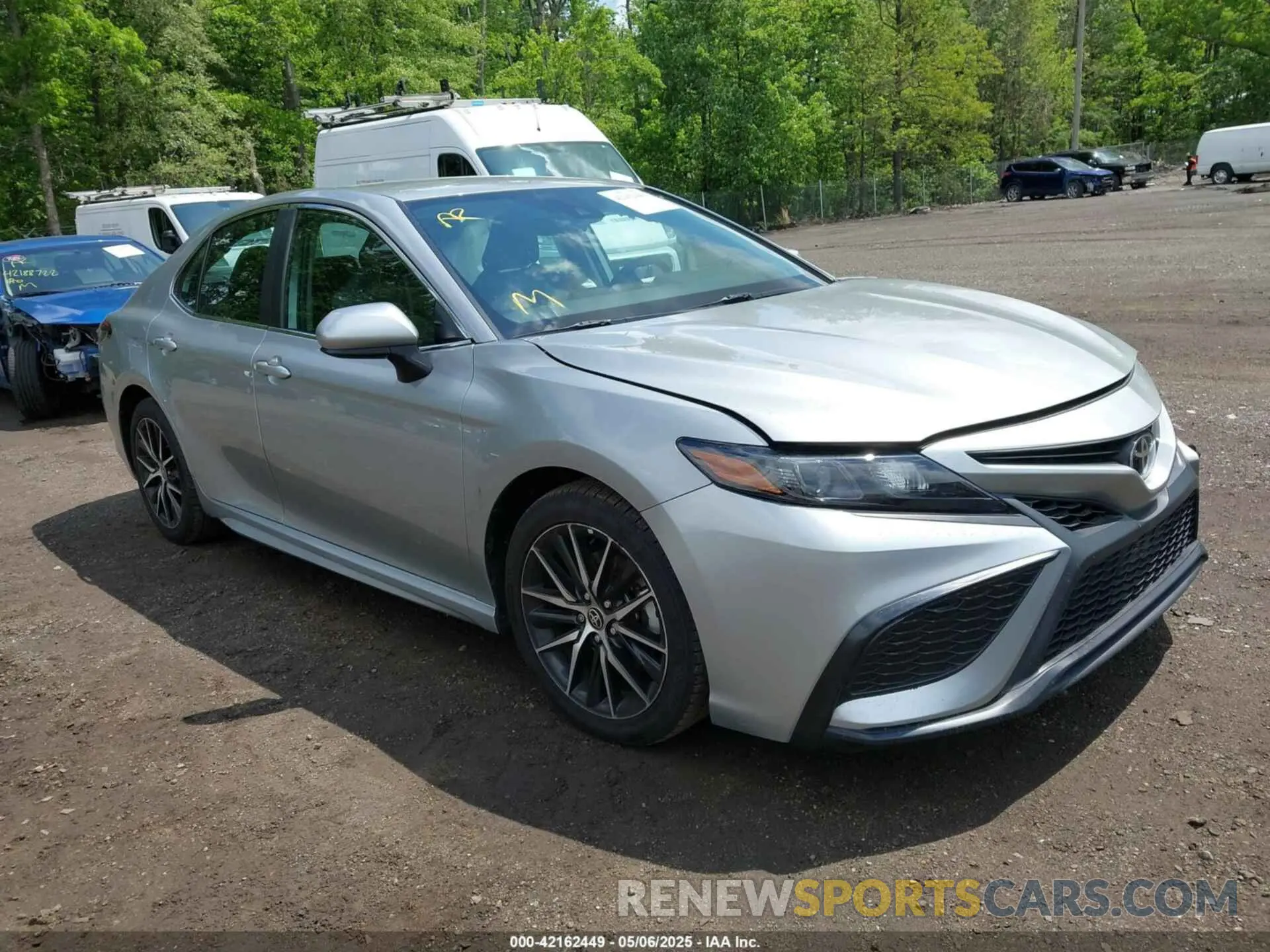 1 Photograph of a damaged car 4T1G11AK9MU566301 TOYOTA CAMRY 2021