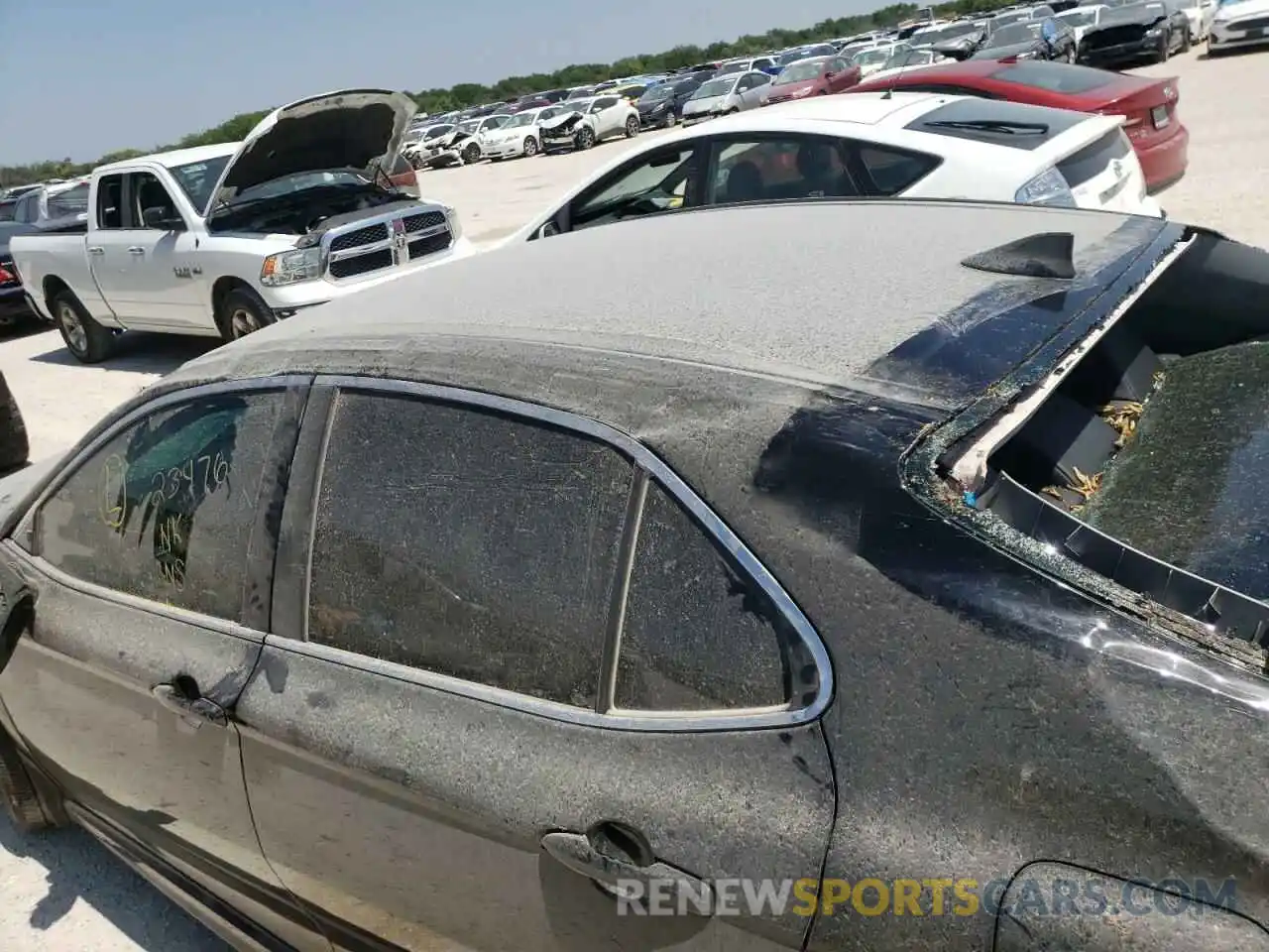 10 Photograph of a damaged car 4T1G11AK9MU569439 TOYOTA CAMRY 2021