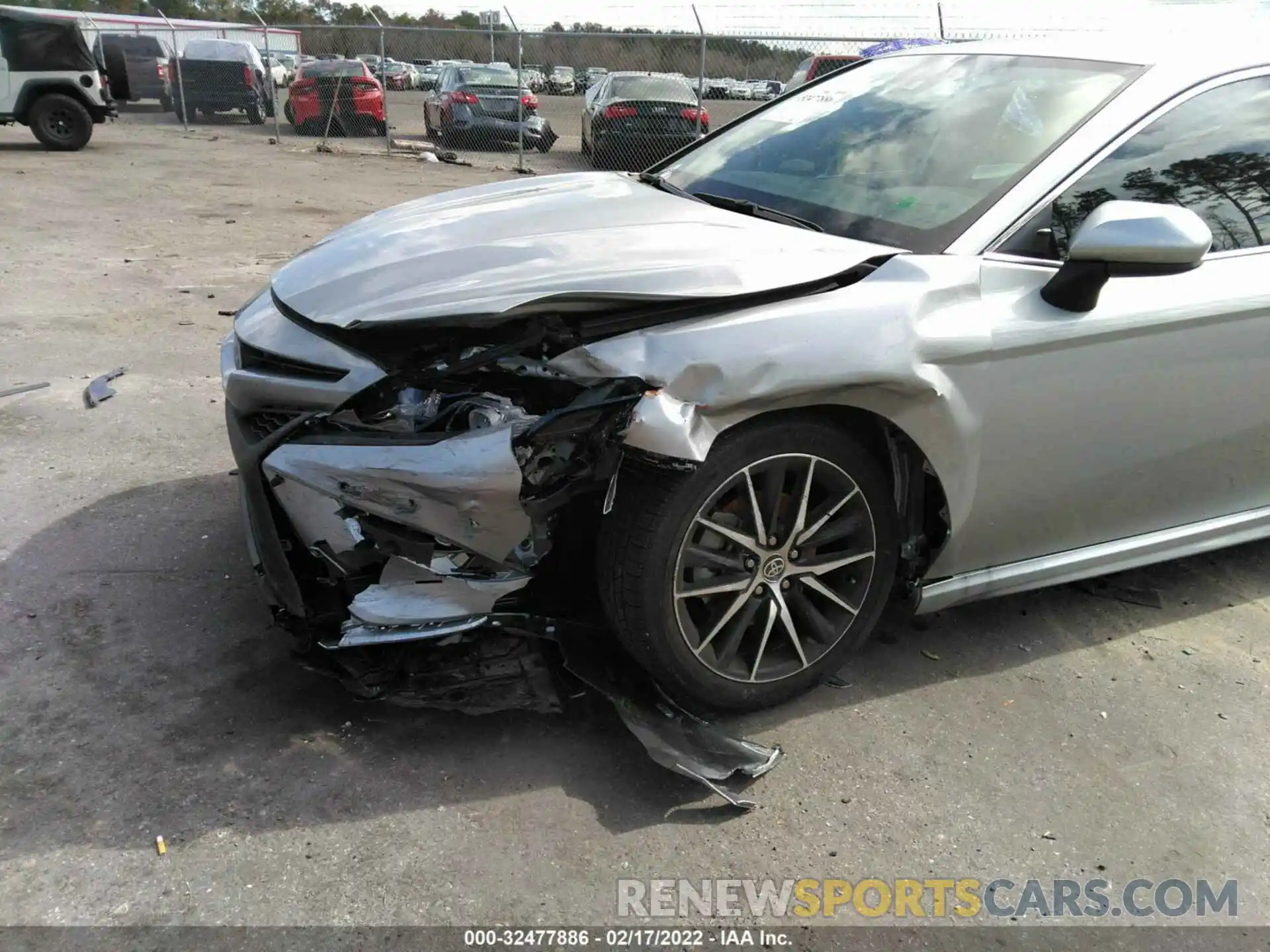 6 Photograph of a damaged car 4T1G11AK9MU574513 TOYOTA CAMRY 2021