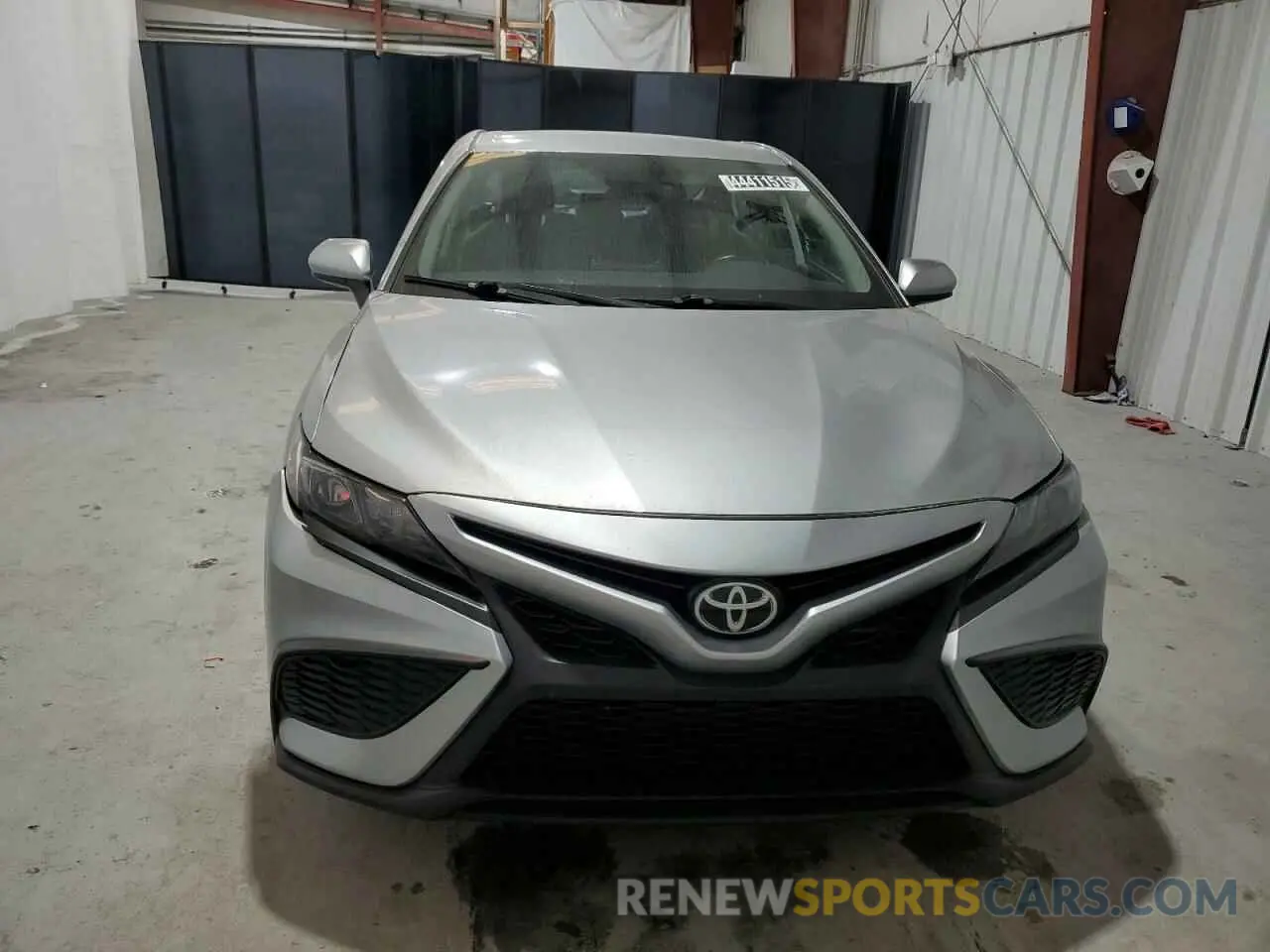 5 Photograph of a damaged car 4T1G11AK9MU576746 TOYOTA CAMRY 2021