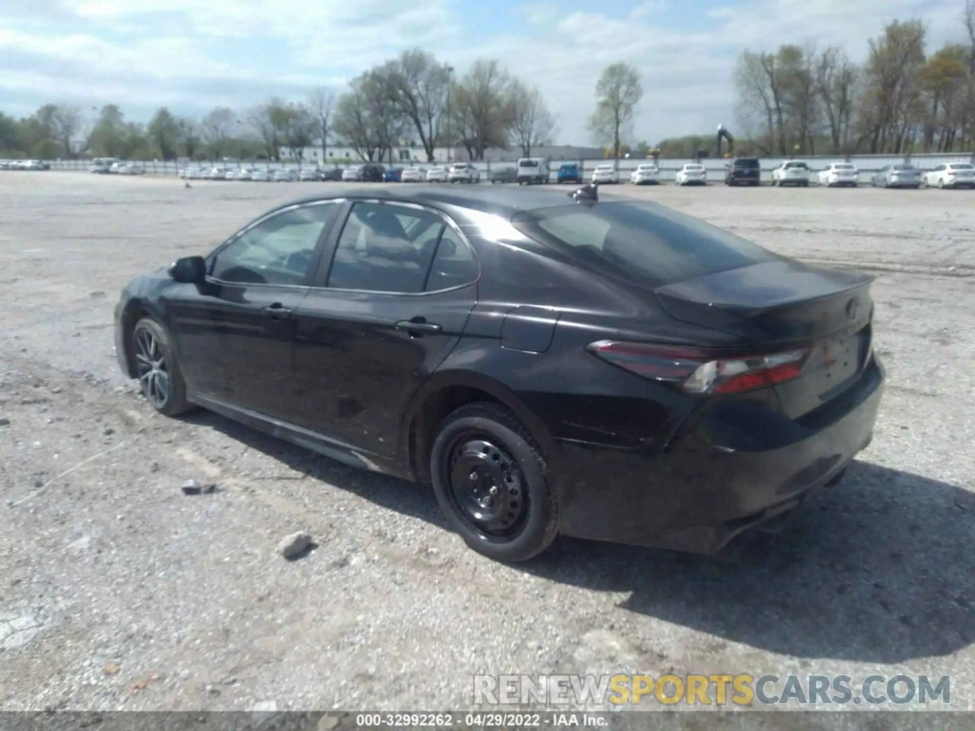 3 Photograph of a damaged car 4T1G11AK9MU584040 TOYOTA CAMRY 2021