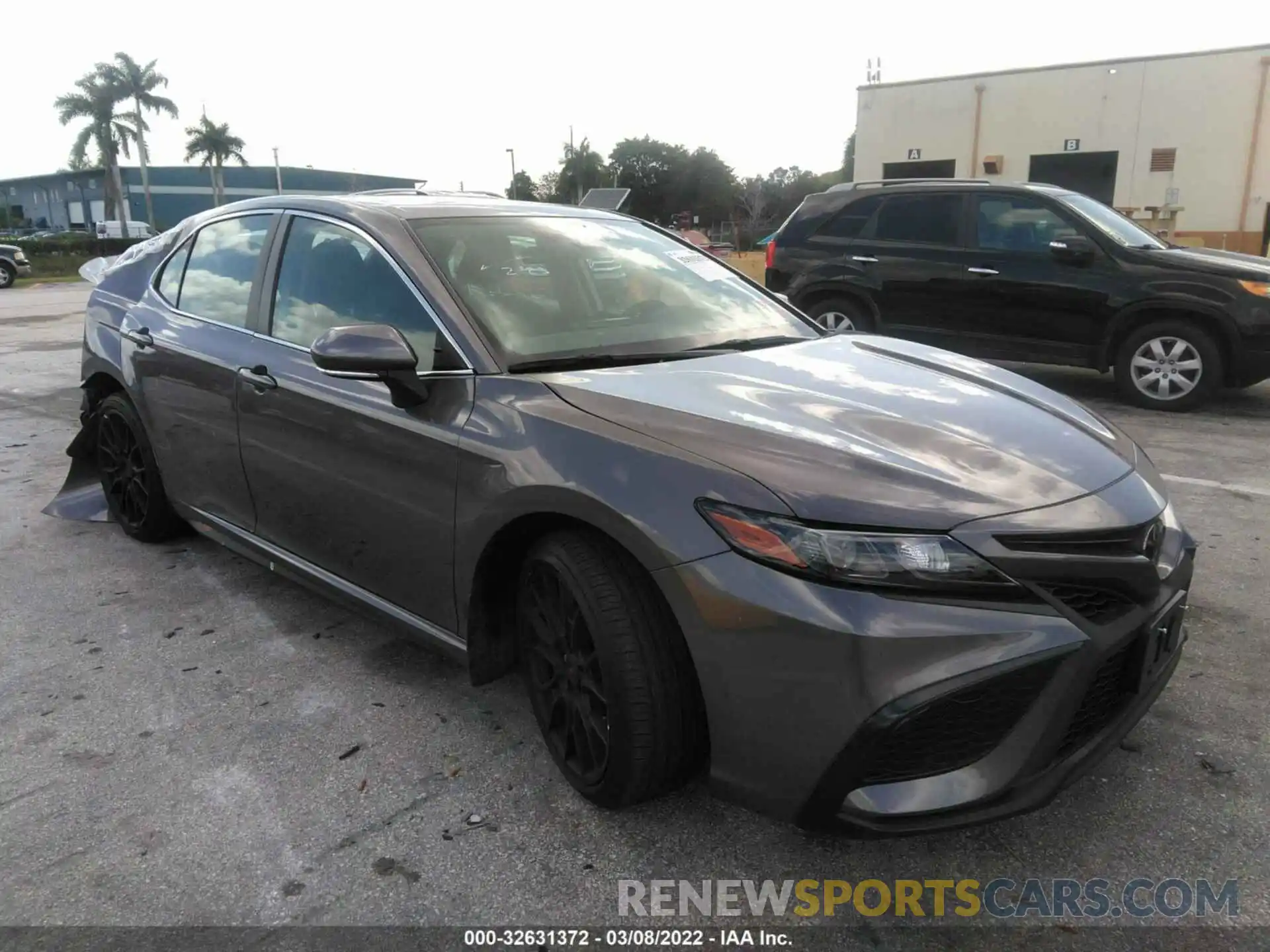 1 Photograph of a damaged car 4T1G11AK9MU593059 TOYOTA CAMRY 2021