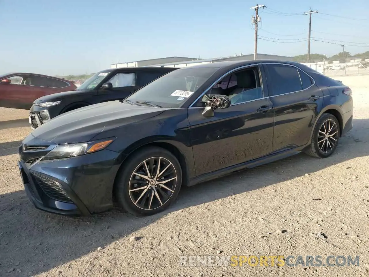 1 Photograph of a damaged car 4T1G11AK9MU611236 TOYOTA CAMRY 2021