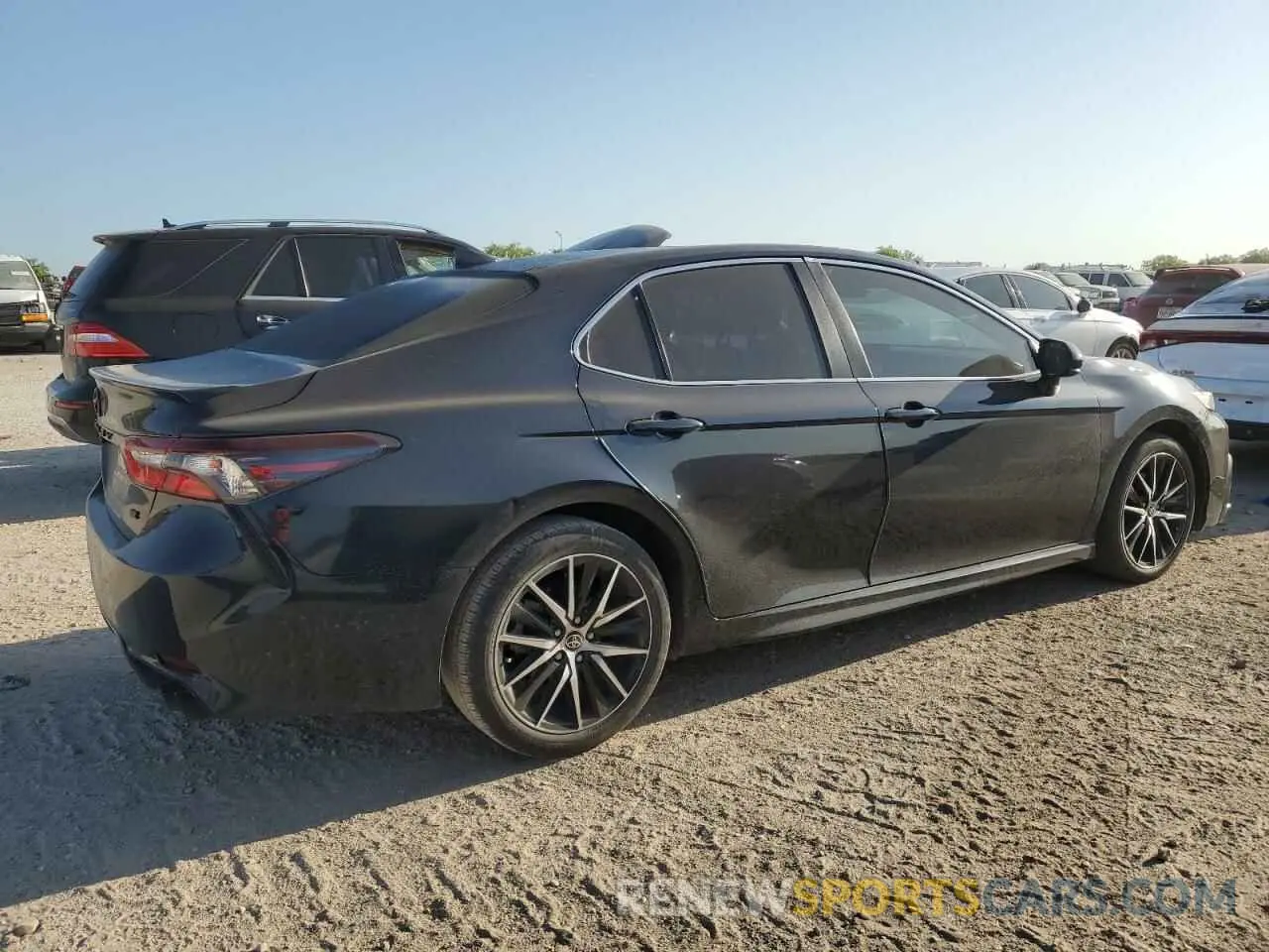 3 Photograph of a damaged car 4T1G11AK9MU611236 TOYOTA CAMRY 2021