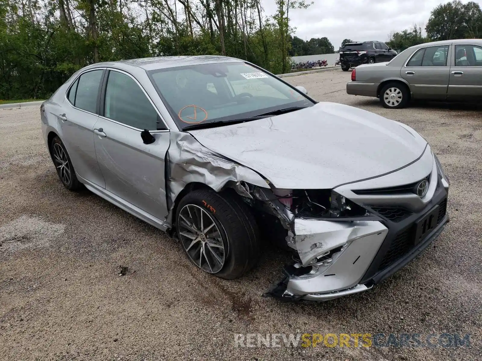 1 Photograph of a damaged car 4T1G11AK9MU613178 TOYOTA CAMRY 2021