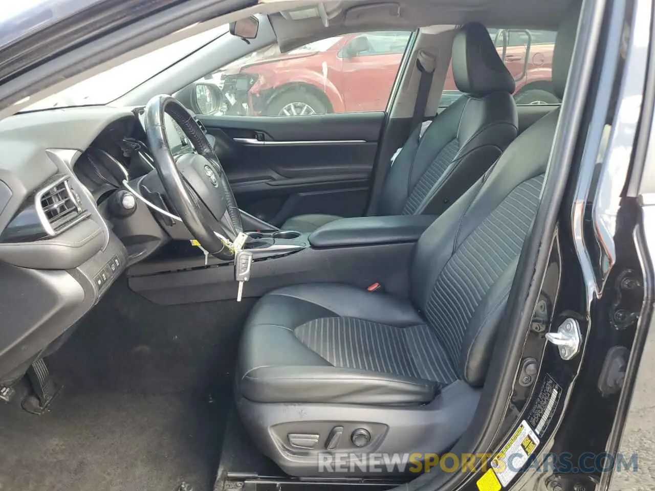 7 Photograph of a damaged car 4T1G11AK9MU617067 TOYOTA CAMRY 2021