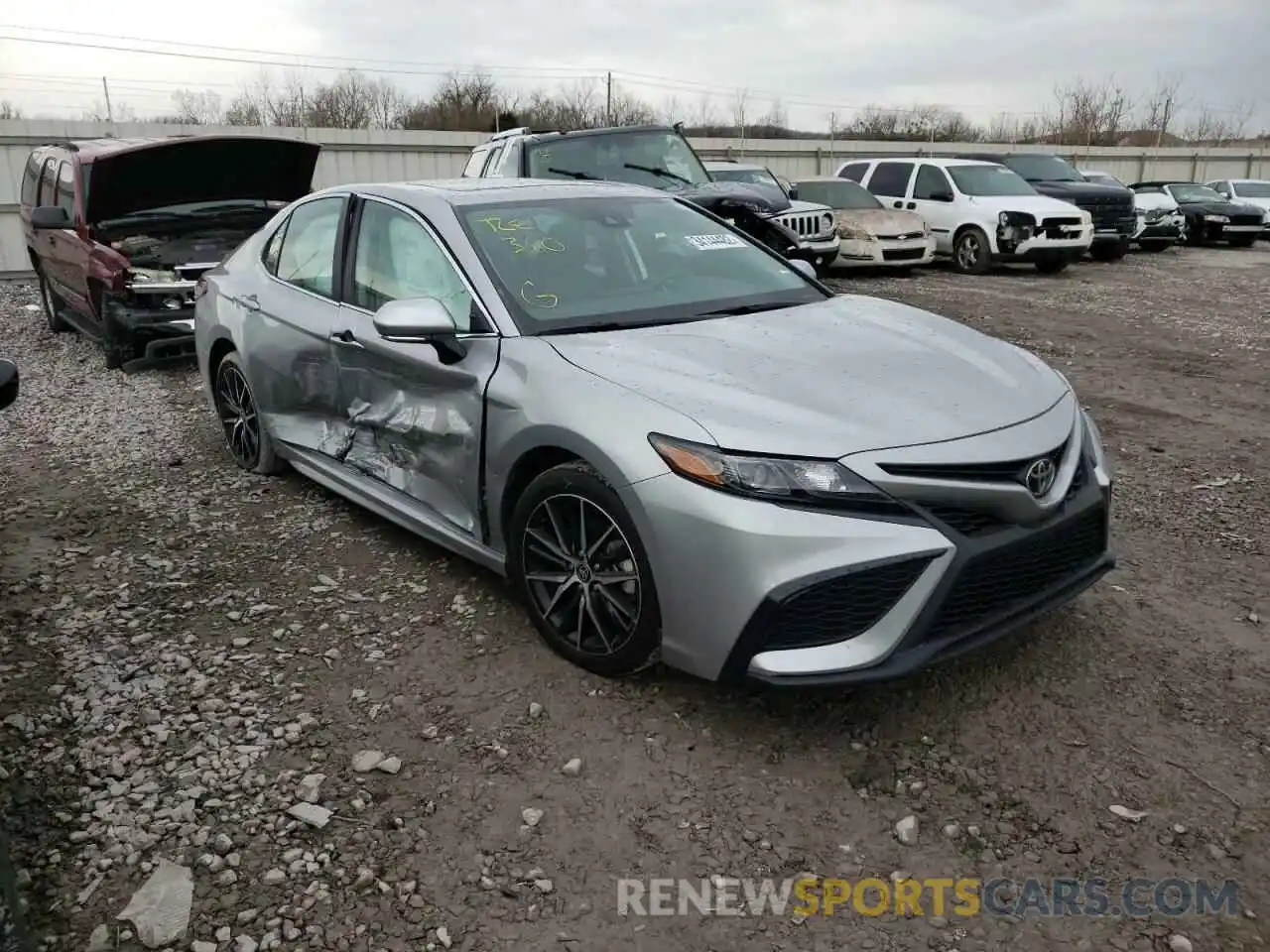 1 Photograph of a damaged car 4T1G11AKXMU408288 TOYOTA CAMRY 2021