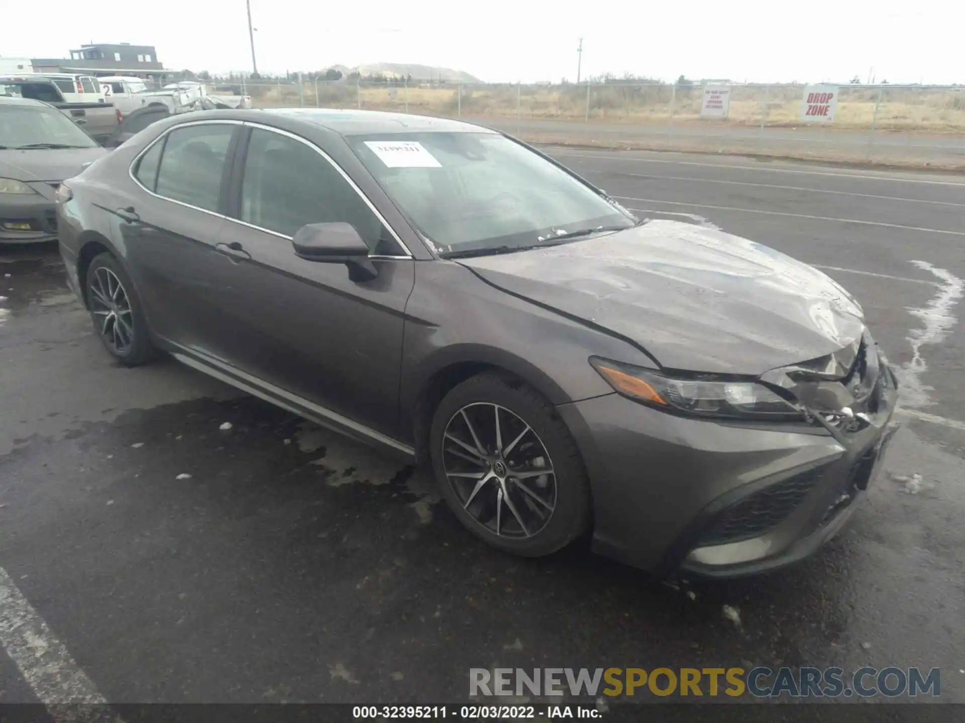 1 Photograph of a damaged car 4T1G11AKXMU408338 TOYOTA CAMRY 2021