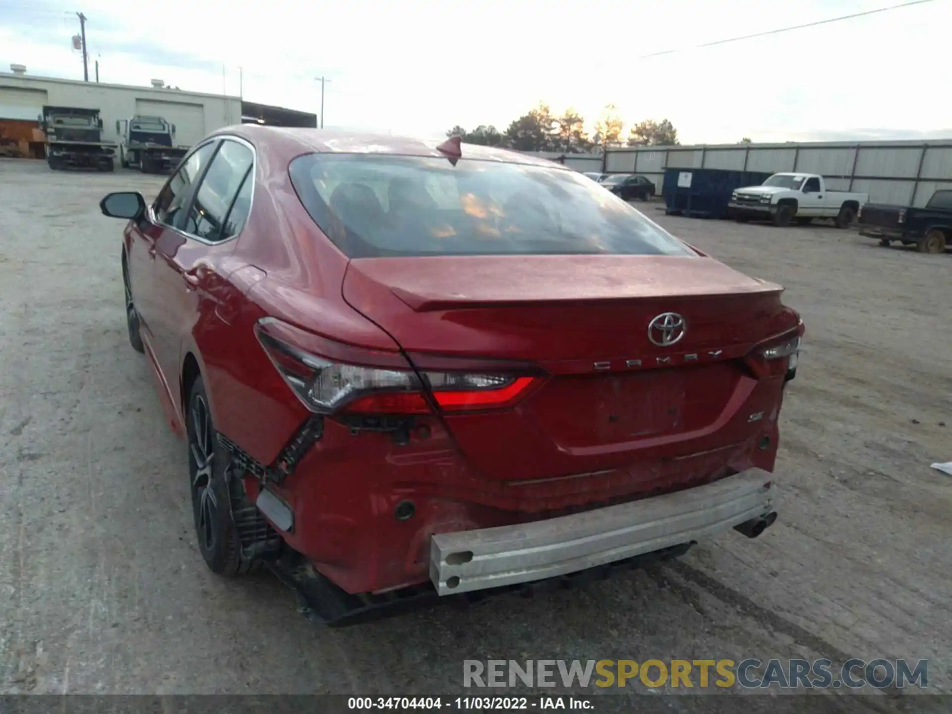 6 Photograph of a damaged car 4T1G11AKXMU409585 TOYOTA CAMRY 2021