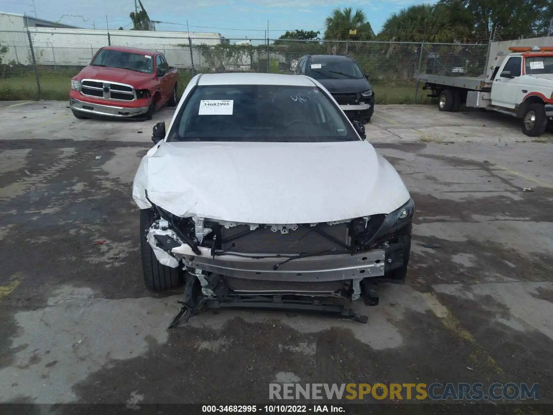 6 Photograph of a damaged car 4T1G11AKXMU414639 TOYOTA CAMRY 2021