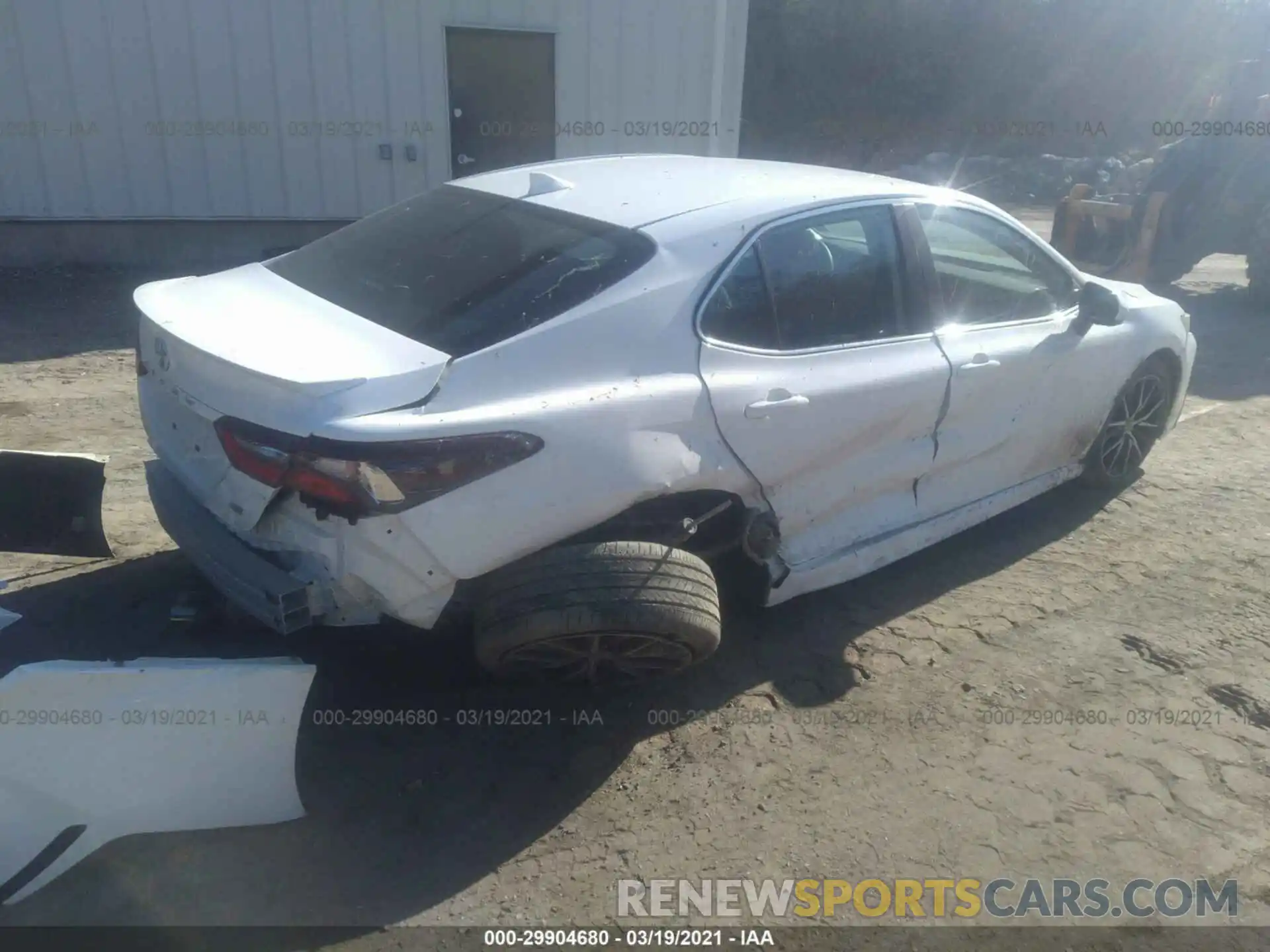 4 Photograph of a damaged car 4T1G11AKXMU414754 TOYOTA CAMRY 2021