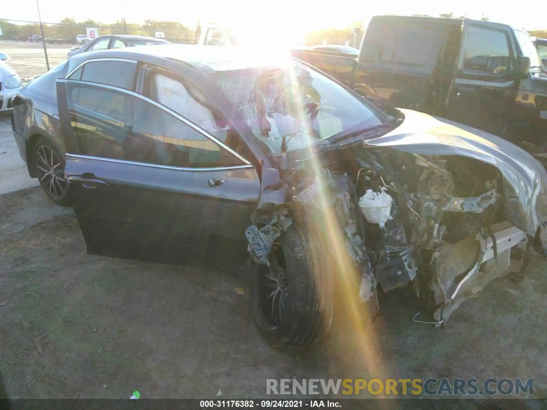 1 Photograph of a damaged car 4T1G11AKXMU422448 TOYOTA CAMRY 2021