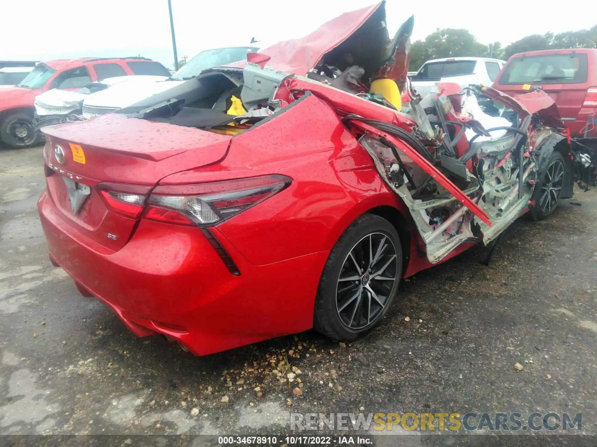 4 Photograph of a damaged car 4T1G11AKXMU426080 TOYOTA CAMRY 2021