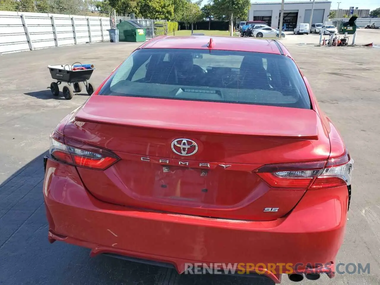 6 Photograph of a damaged car 4T1G11AKXMU427567 TOYOTA CAMRY 2021
