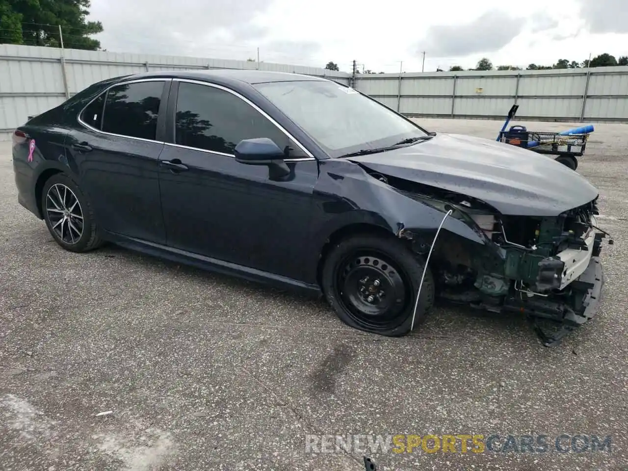 4 Photograph of a damaged car 4T1G11AKXMU434731 TOYOTA CAMRY 2021