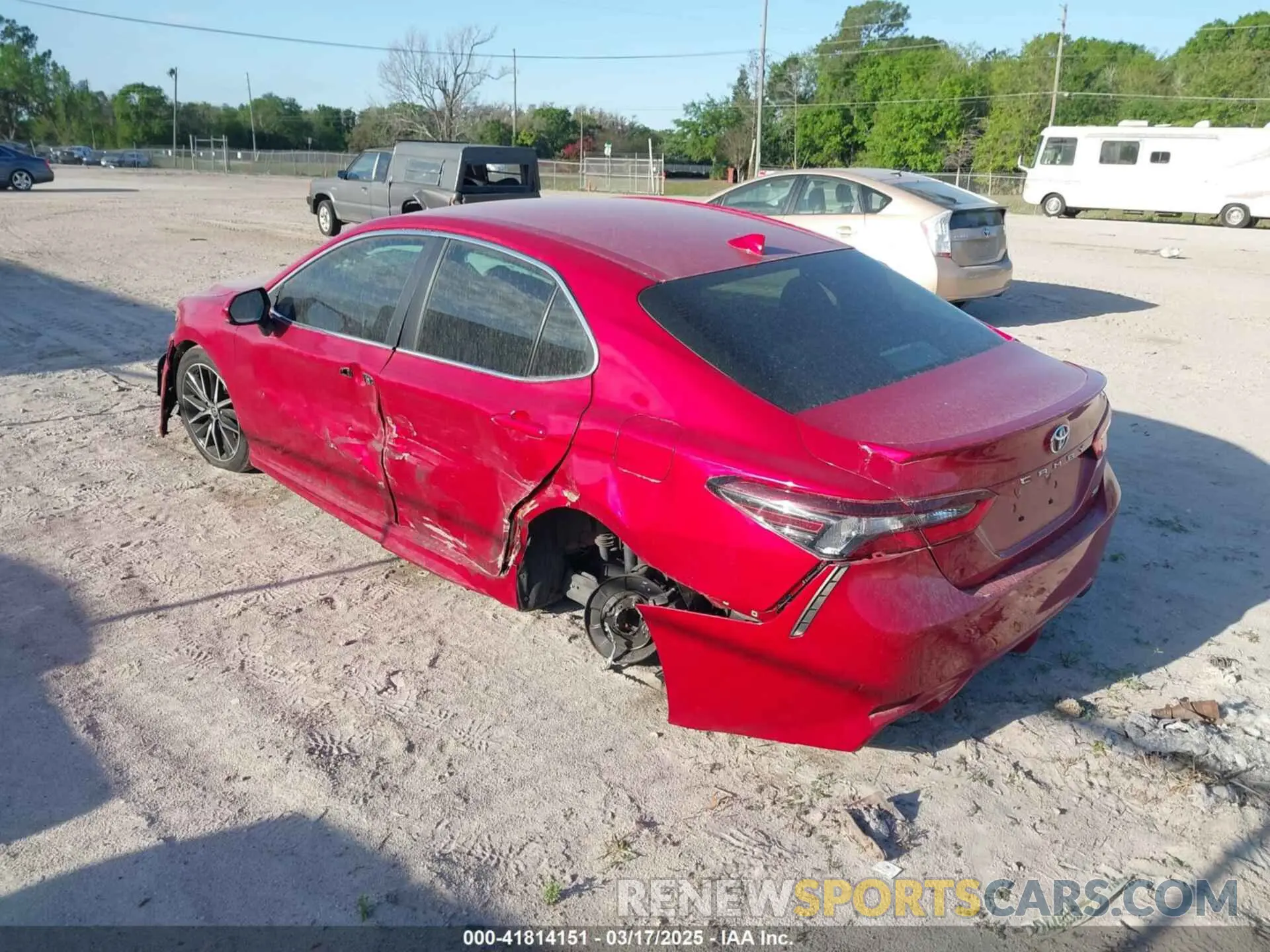 3 Photograph of a damaged car 4T1G11AKXMU443669 TOYOTA CAMRY 2021