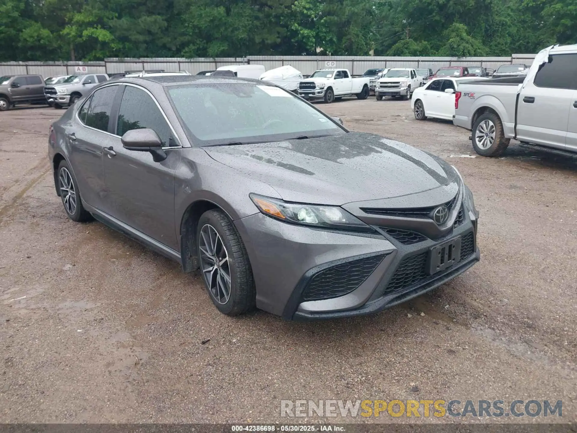 1 Photograph of a damaged car 4T1G11AKXMU452078 TOYOTA CAMRY 2021