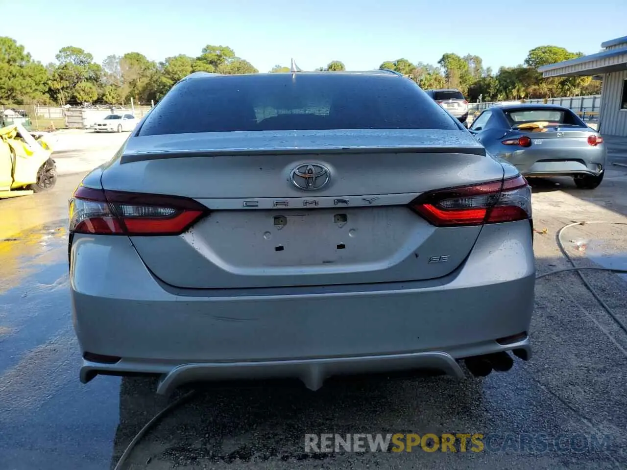 6 Photograph of a damaged car 4T1G11AKXMU472864 TOYOTA CAMRY 2021
