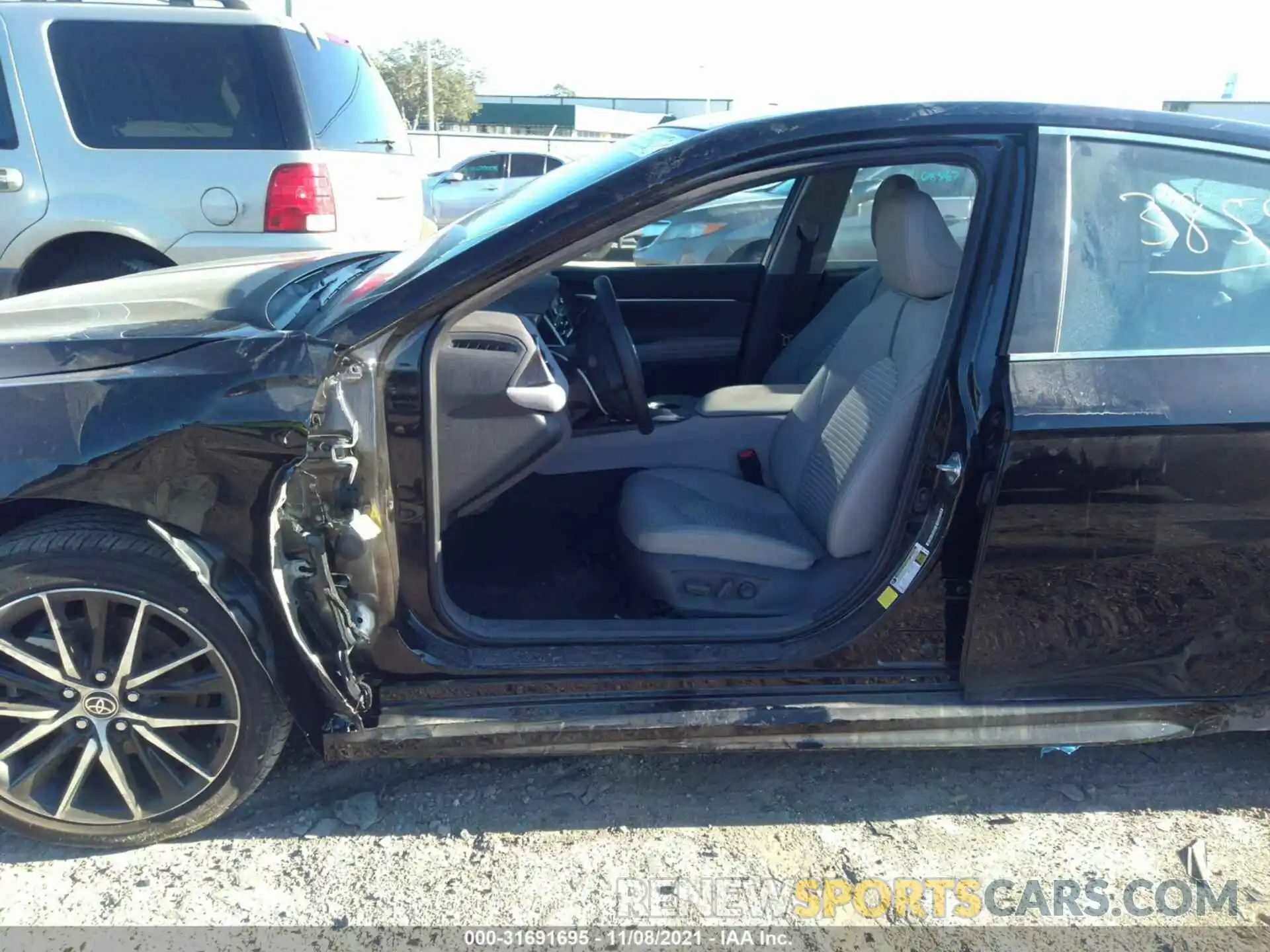 6 Photograph of a damaged car 4T1G11AKXMU491365 TOYOTA CAMRY 2021