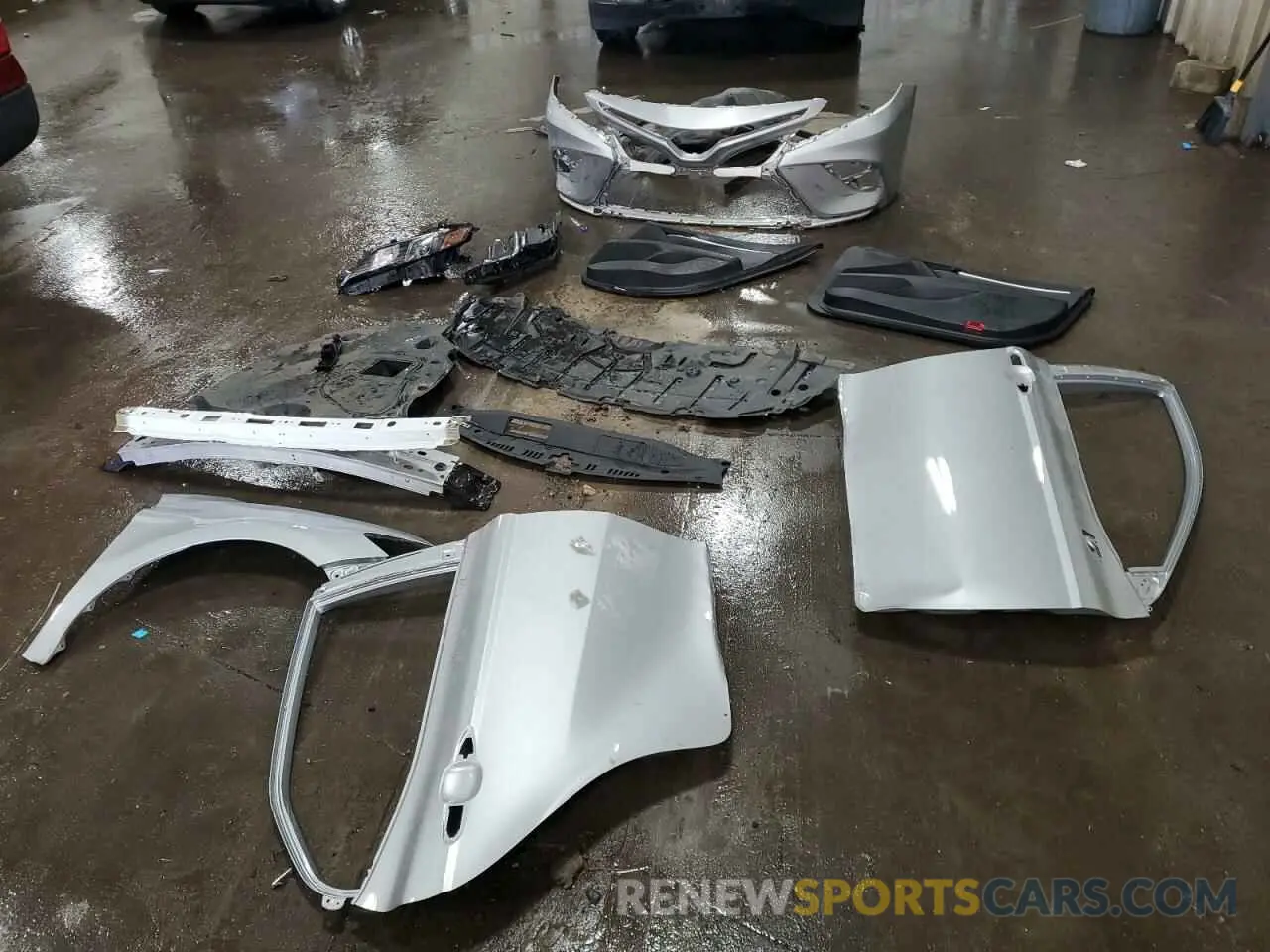 12 Photograph of a damaged car 4T1G11AKXMU491432 TOYOTA CAMRY 2021