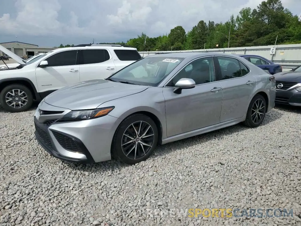 1 Photograph of a damaged car 4T1G11AKXMU517348 TOYOTA CAMRY 2021