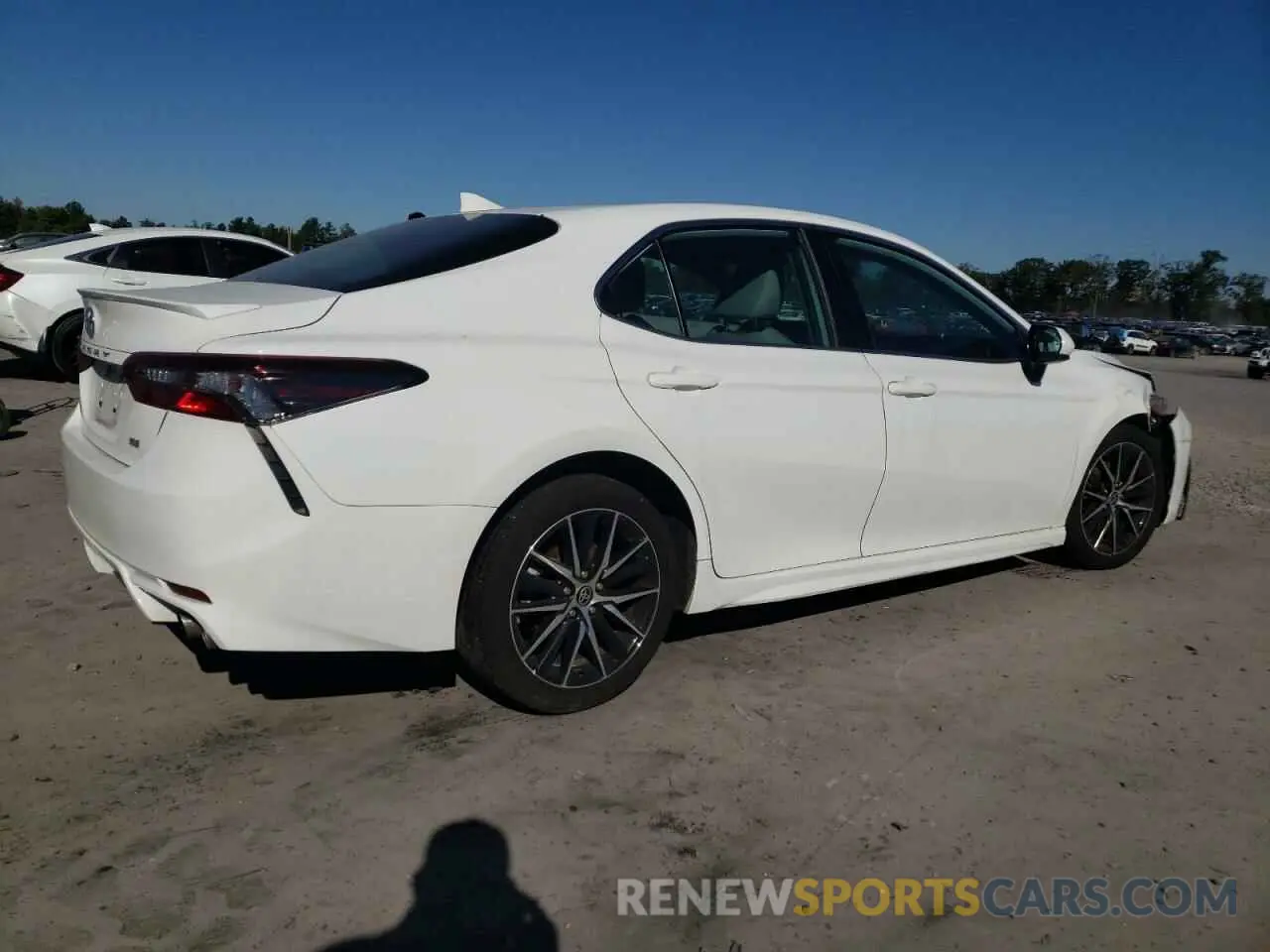 3 Photograph of a damaged car 4T1G11AKXMU522260 TOYOTA CAMRY 2021
