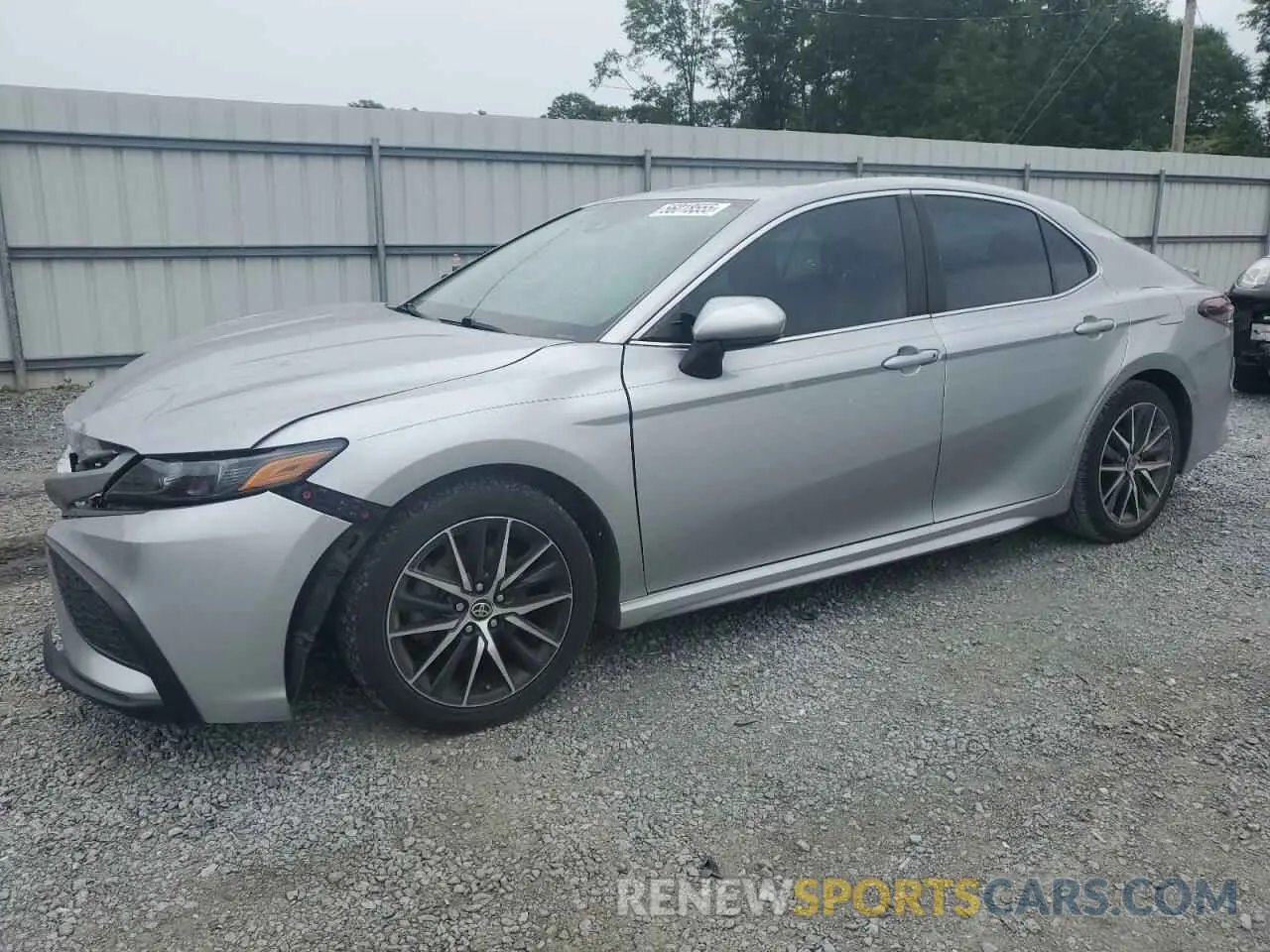 1 Photograph of a damaged car 4T1G11AKXMU530908 TOYOTA CAMRY 2021