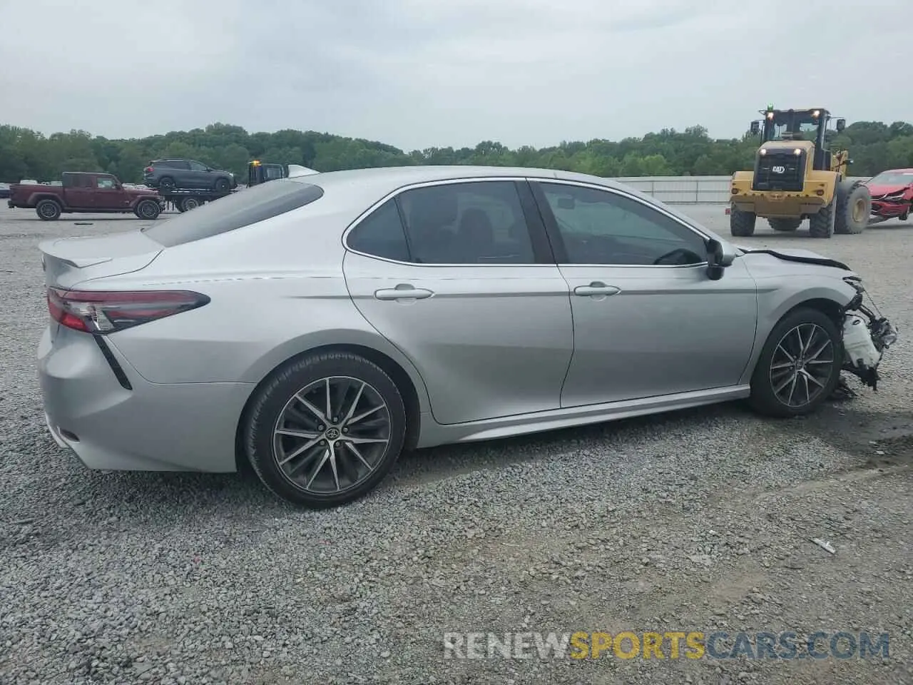 3 Photograph of a damaged car 4T1G11AKXMU530908 TOYOTA CAMRY 2021