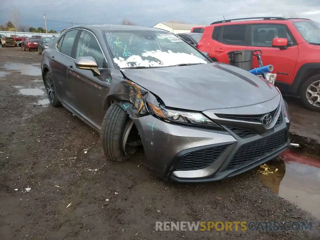 1 Photograph of a damaged car 4T1G11AKXMU540497 TOYOTA CAMRY 2021